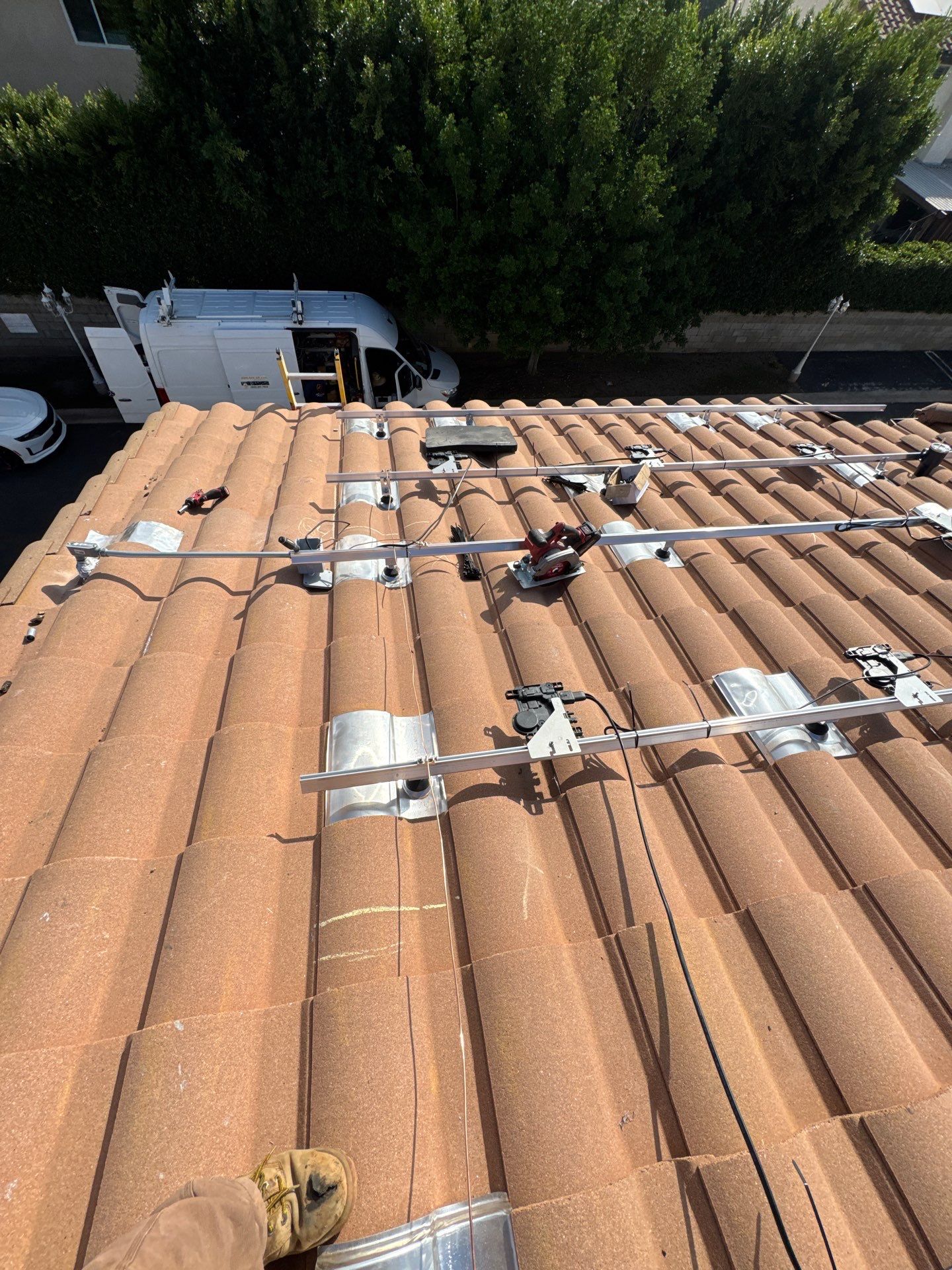 Nine-Panel Solar Power System Installation in Los Angeles by AWS Solar
