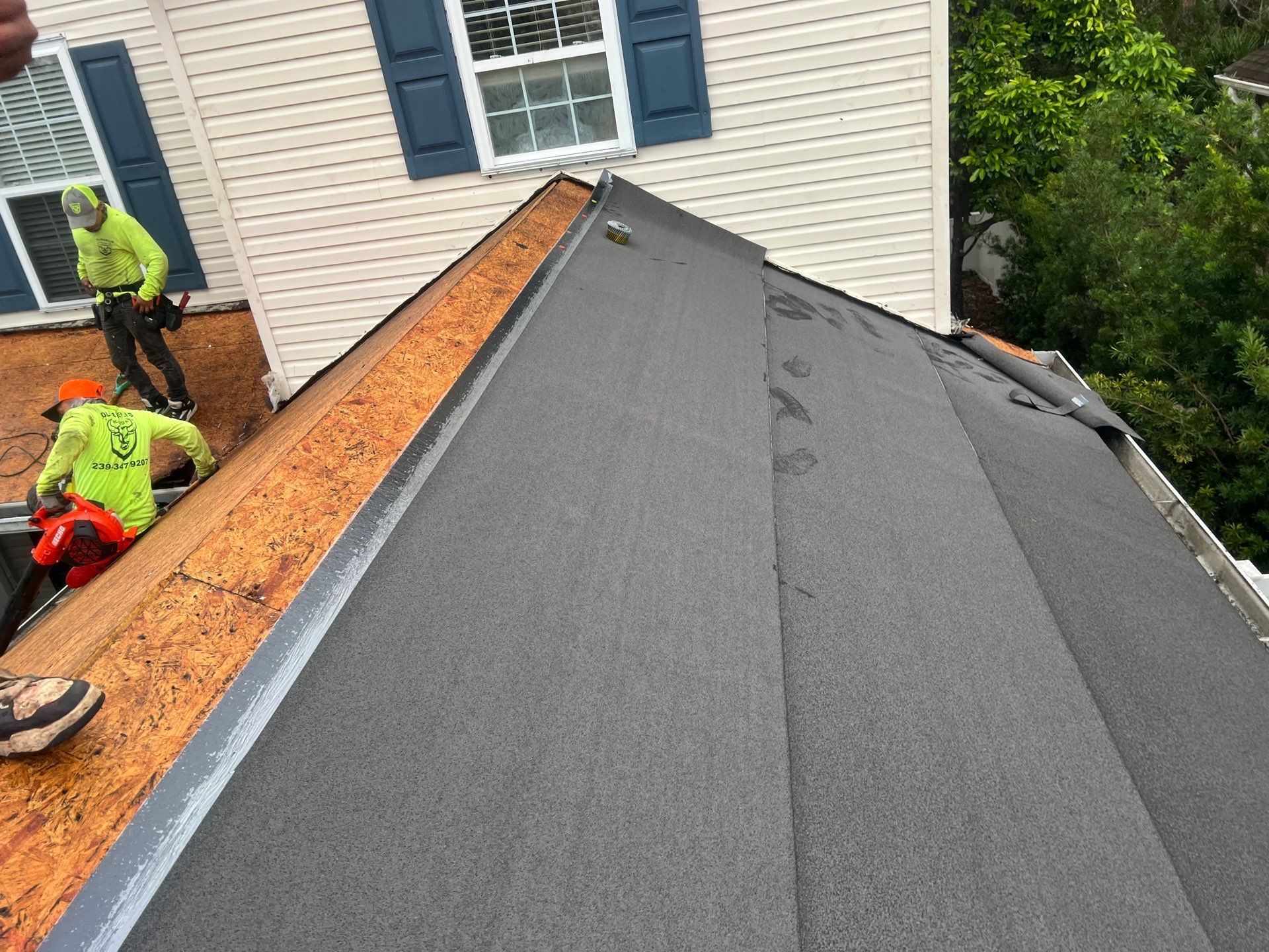 Residential Roofing Installation using Durabull Shingle System by Durabilis Roofing INC
