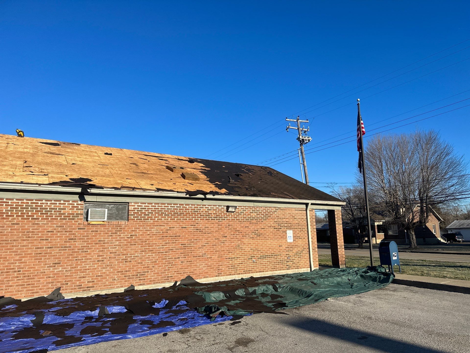 Residential Roofing Installation using GAF Timberline HDZ Charcoal by Nitro Roofing and Construction