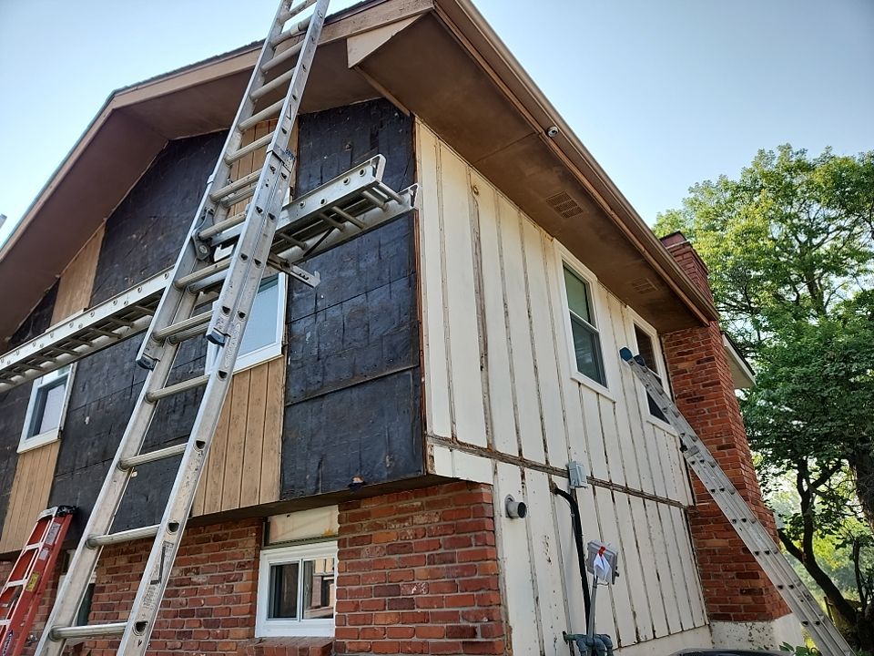 Siding Installation using Crane board D7 by EEC  Windows, Siding & Roofing 