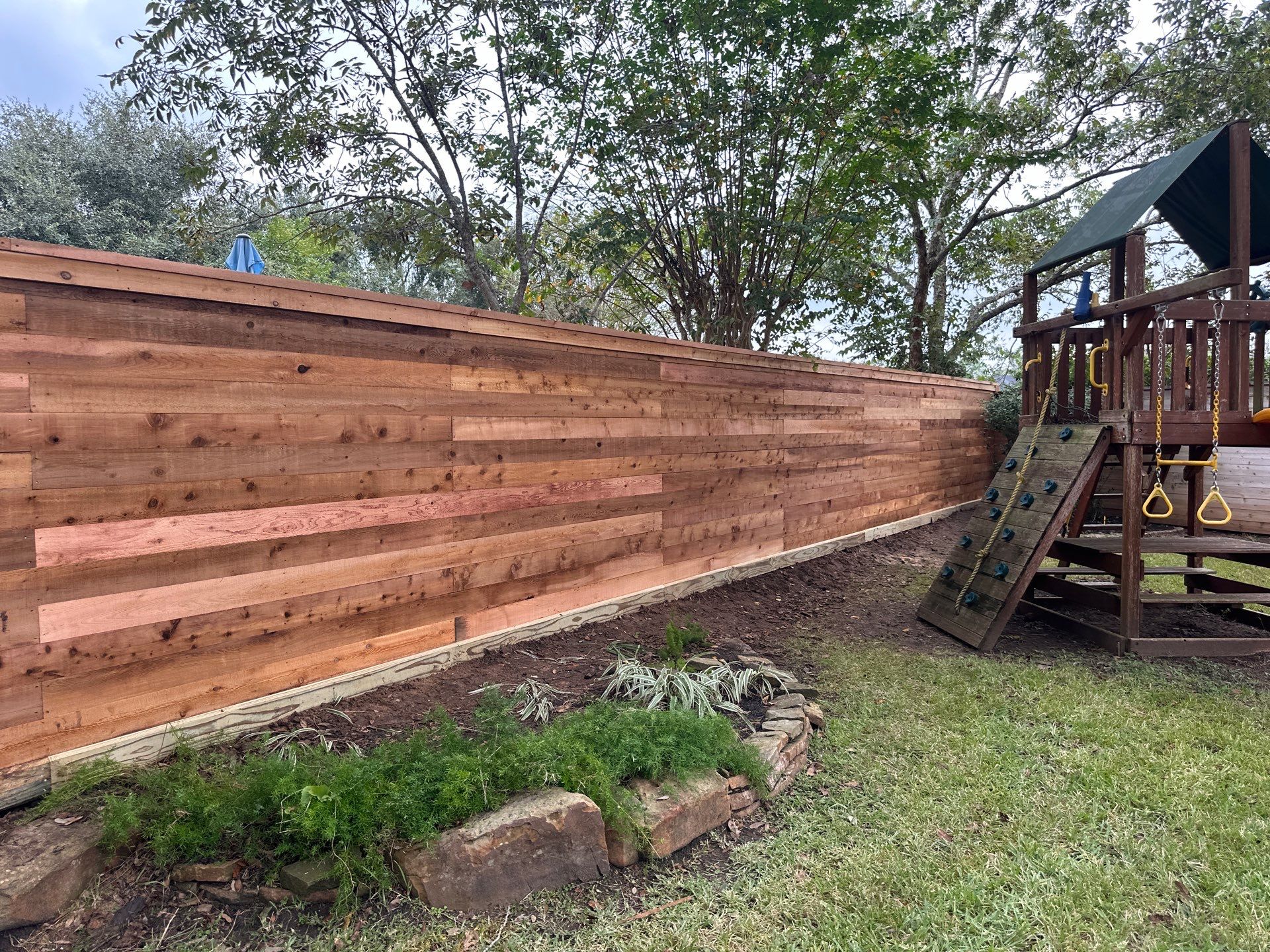 Fence Installation using Premium horizontal WRC by Tim's Fences