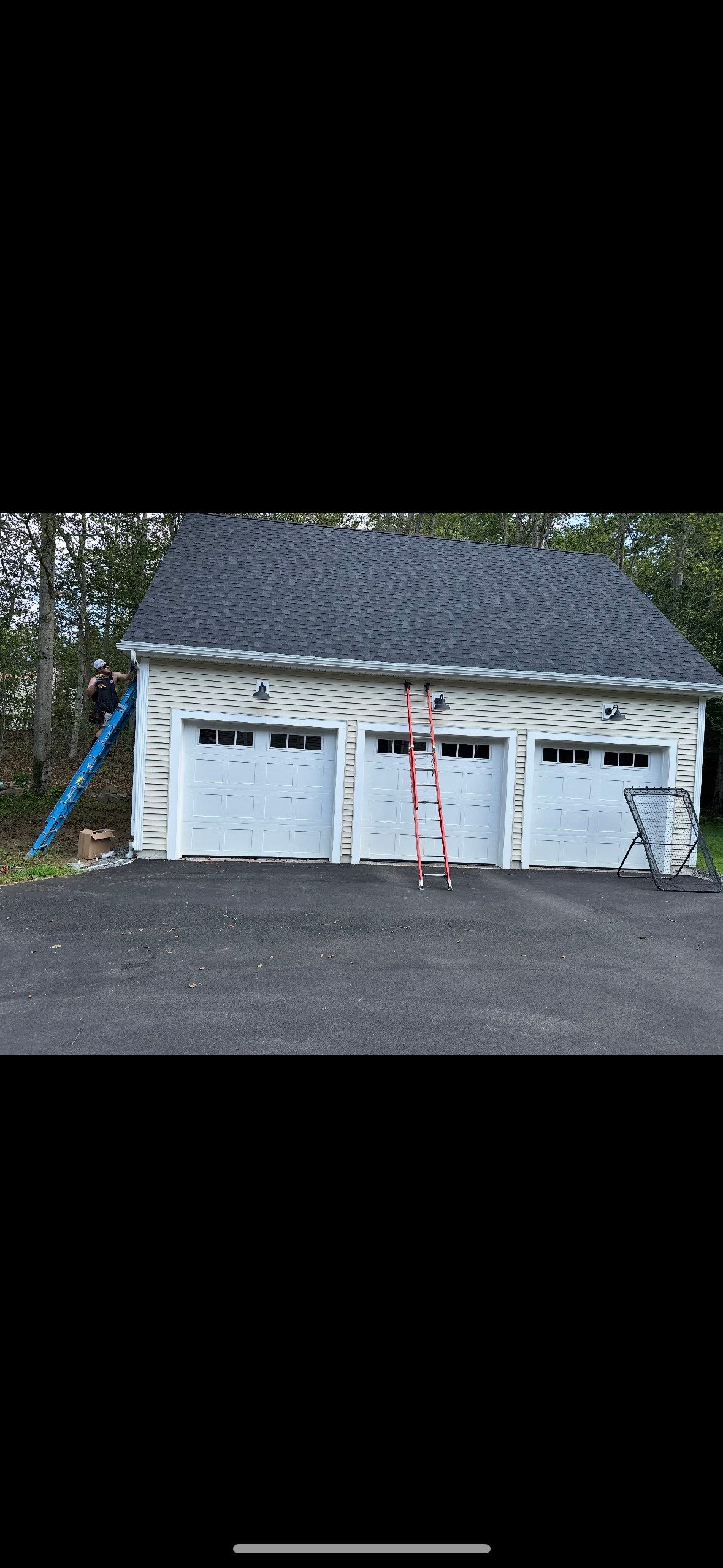 New Roof & Seamless Gutters Installed in Brentwood, NH by Compass exteriors