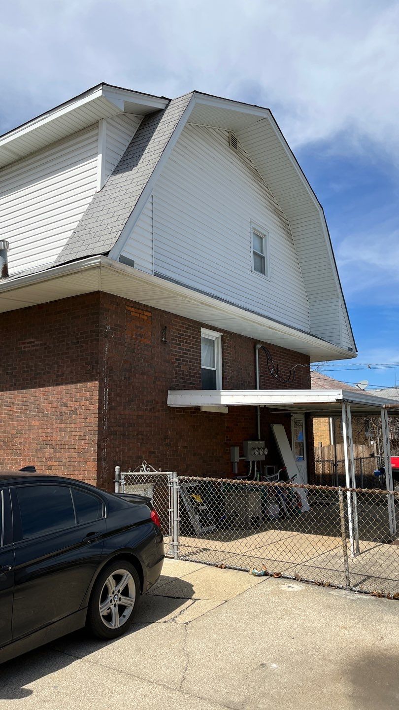 Roof/Siding Repair by G2