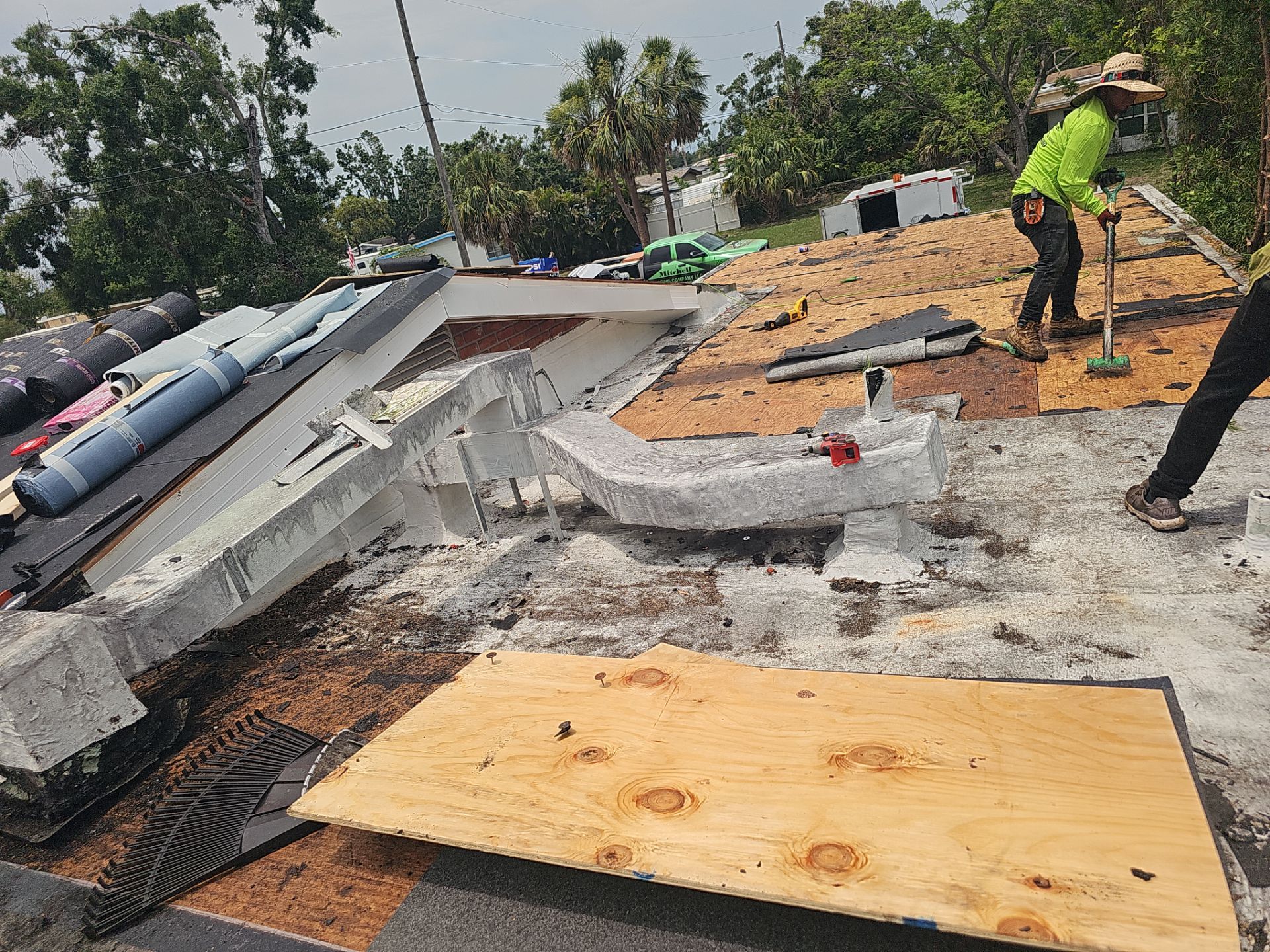 Project in St. Petersburg 33714 by Mitchell Roofing Company LLC 