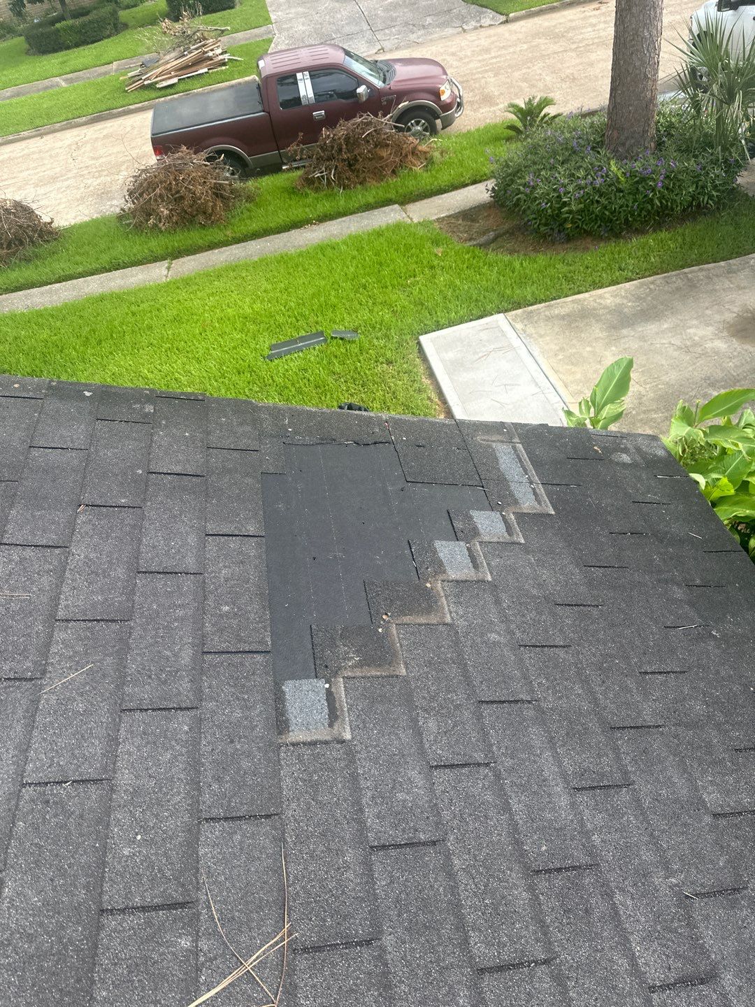 Hail Damage using Owen's Corning Duration (Lifetime) Shingles by Roof Repair Company