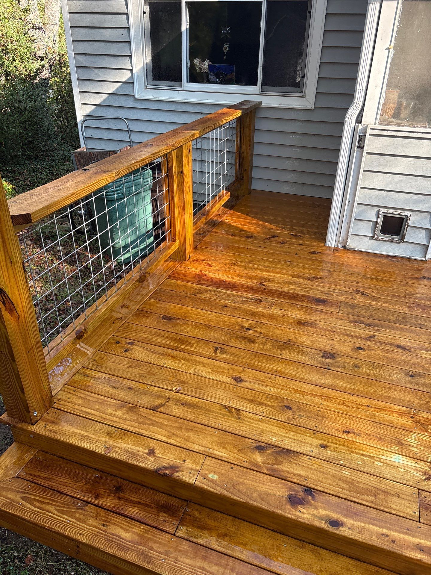 Wood Deck using Wood Sealant by DuraSeal