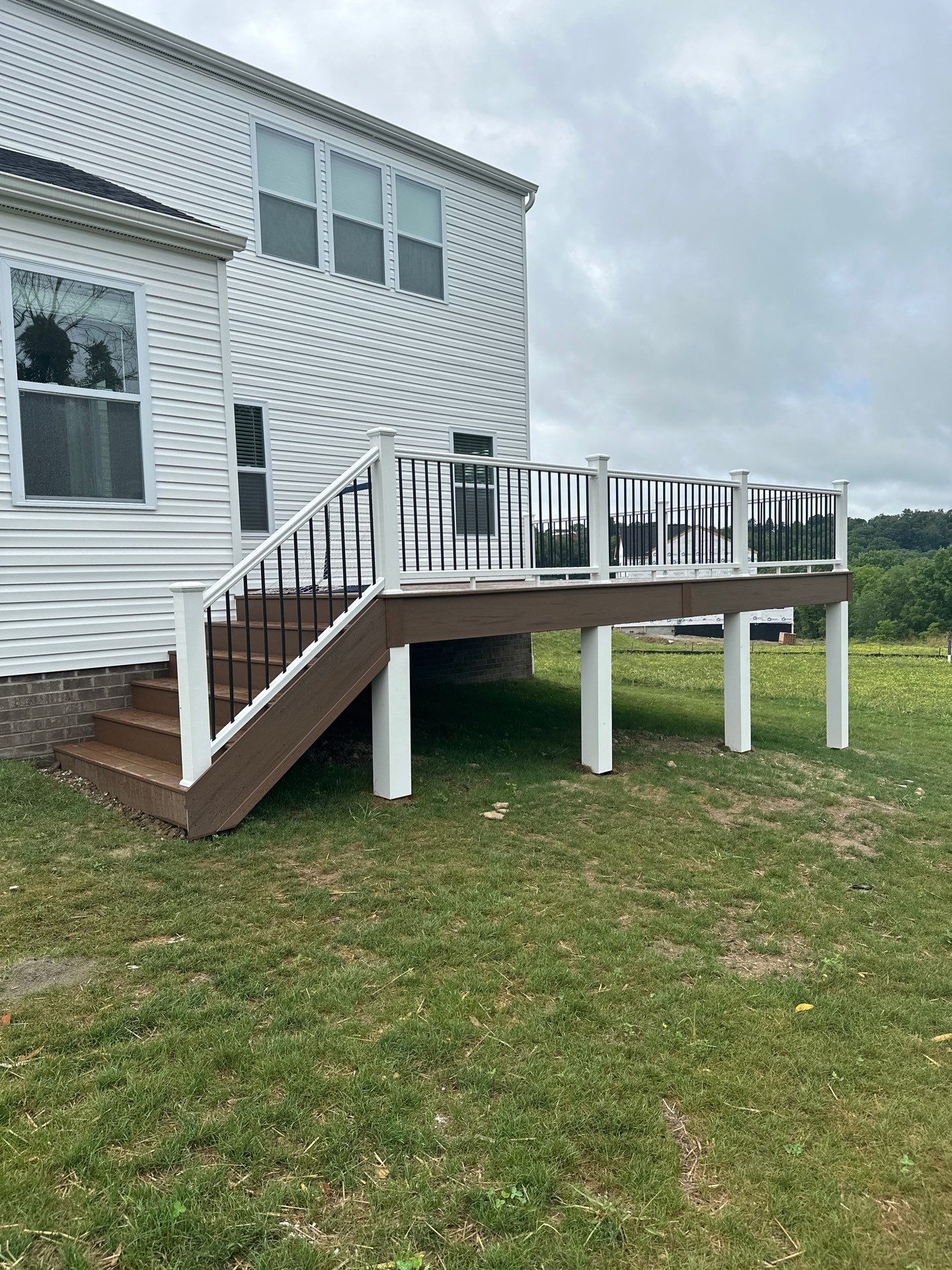 Deck by Cousins Roofing Siding & Decks