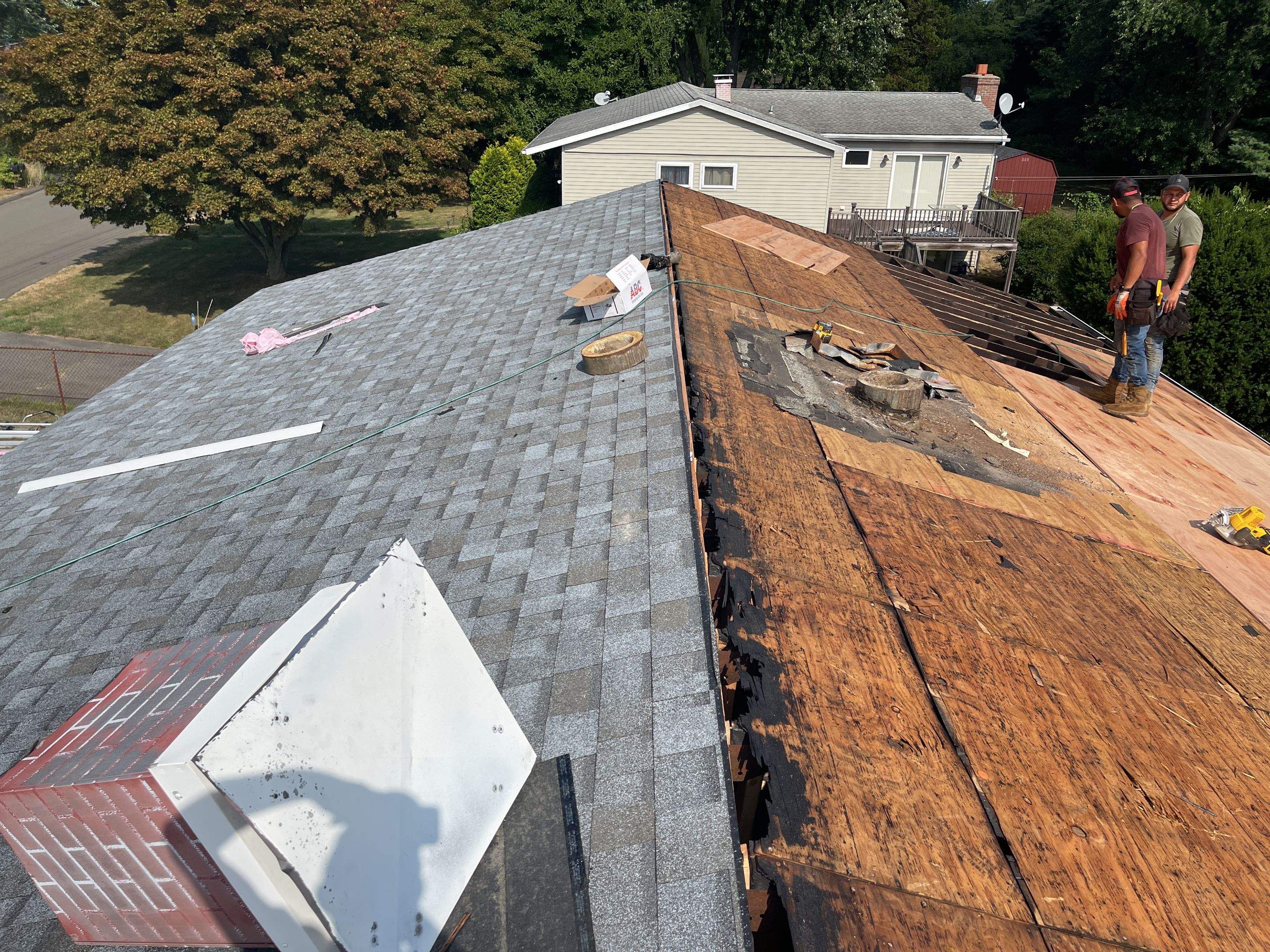 Fire Damage using Certainteed Mainsteet D4 and Owens corning quarry gray by A Plus Exterior