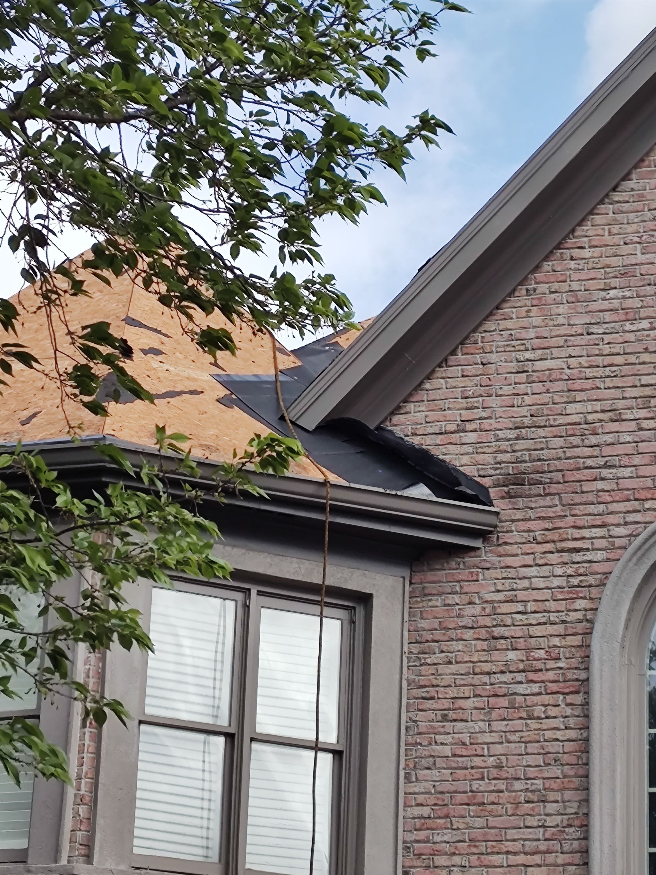 Top-Quality Williamsburg Gray Owens Corning Roof Installation in Roswell, Georgia by NBS Roofing by NBS Roofing, Inc.