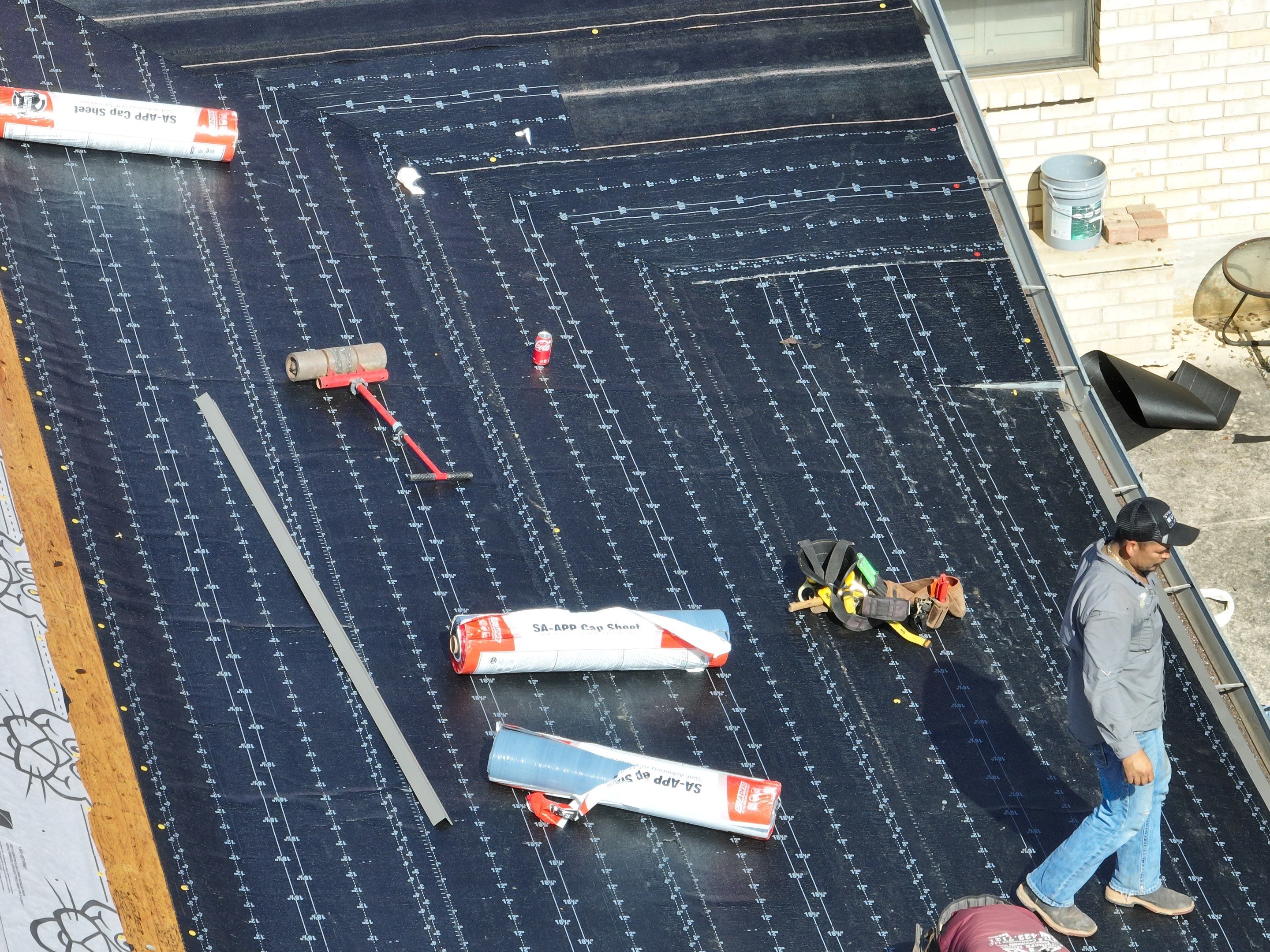 Residential Roofing Installation using Owens Corning 30 year Architectural Shingles by Premier Roofing and Contracting