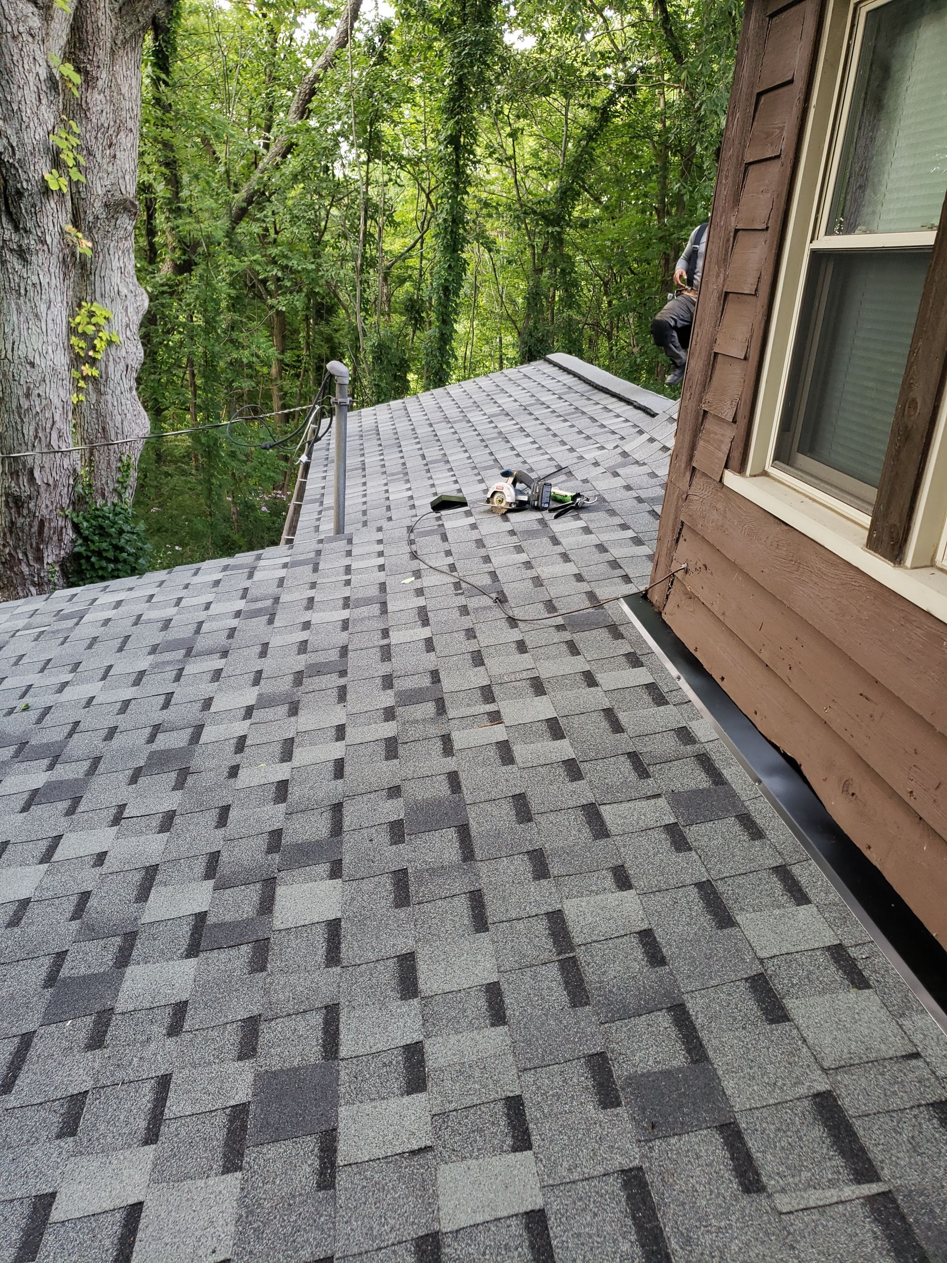 BRAND: ATLAS PINNACLE HP COLOR: PRISTINE SCOTCHGARD HEARTHSTONE by Eagle Eye Roofing