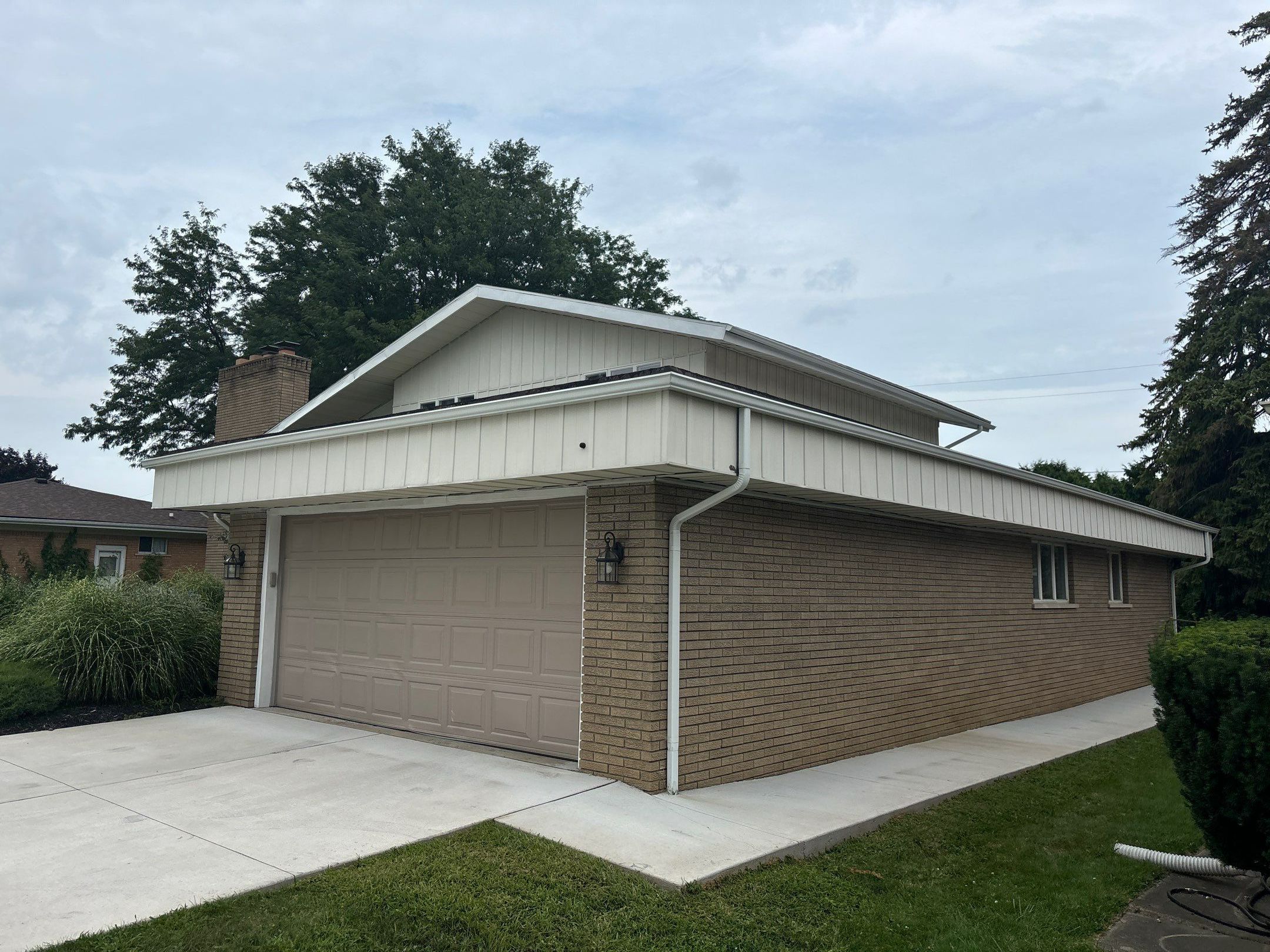 Roof Replacement using CertainTeed Landmark by 180 Contractors