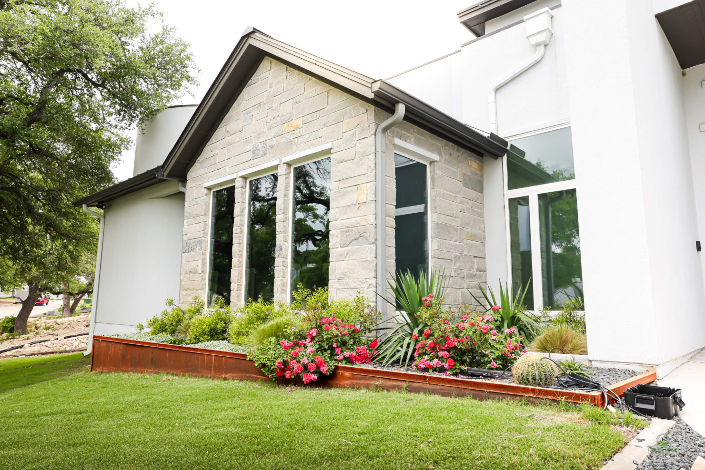 The Canyons, San Antonio Tx. by Hole In One Lawns, LLC