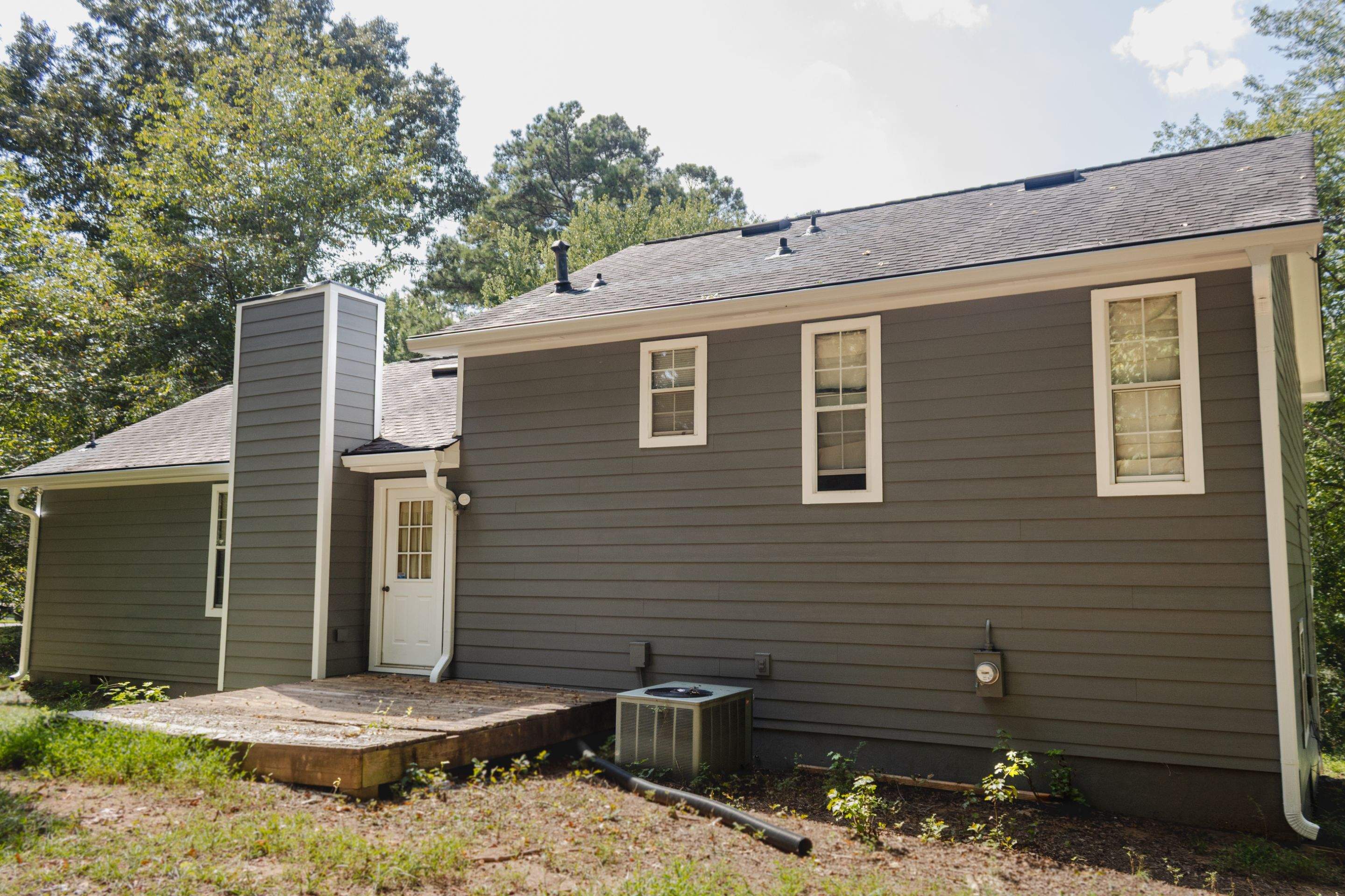 Dallas, GA Siding Replacement, Exterior Painting, and Gutter Install by Nelson Exteriors 