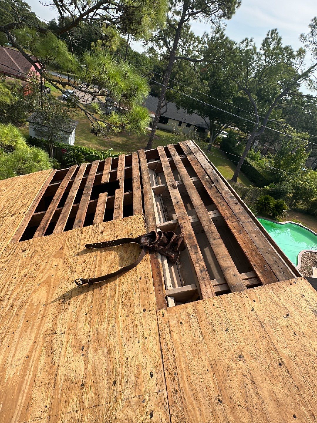 Residential Roofing Installation using Owen's Corning Duration (Lifetime) Shingles by Roof Repair Company