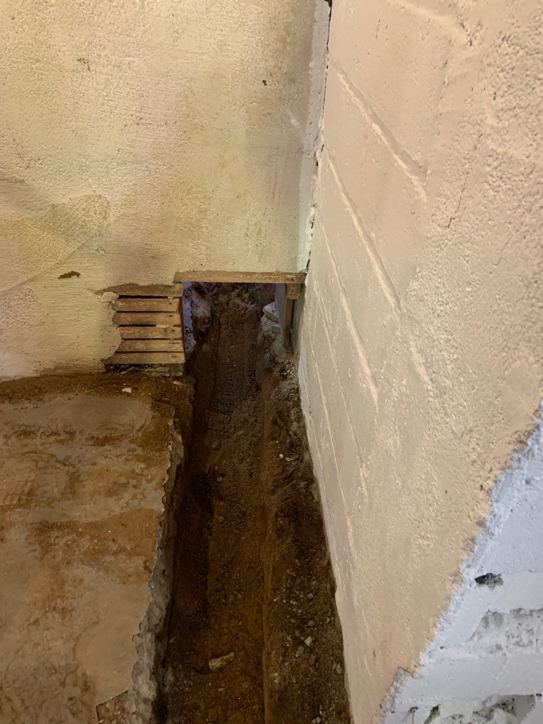 Keeping Brent’s Tenant Safe in South Minneapolis by Waterproofing Northeast