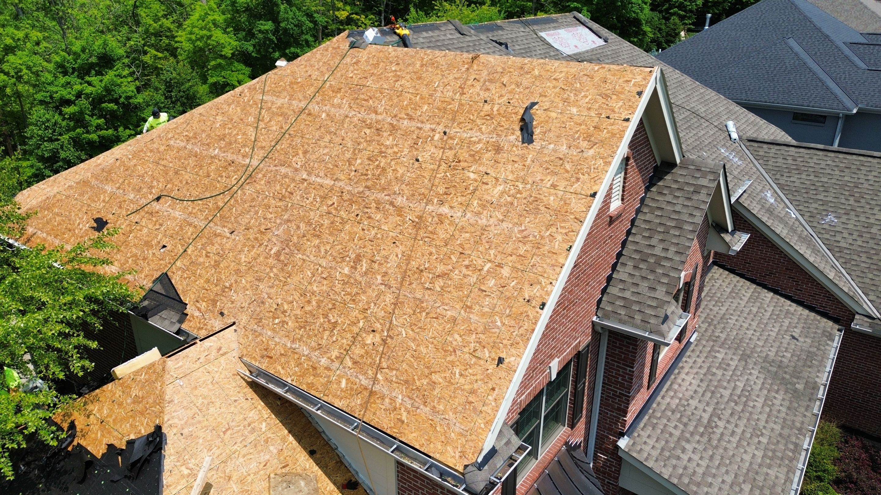 Residential Roofing Installation using Duration Series Shingles - Colonial Slate by RoofX 