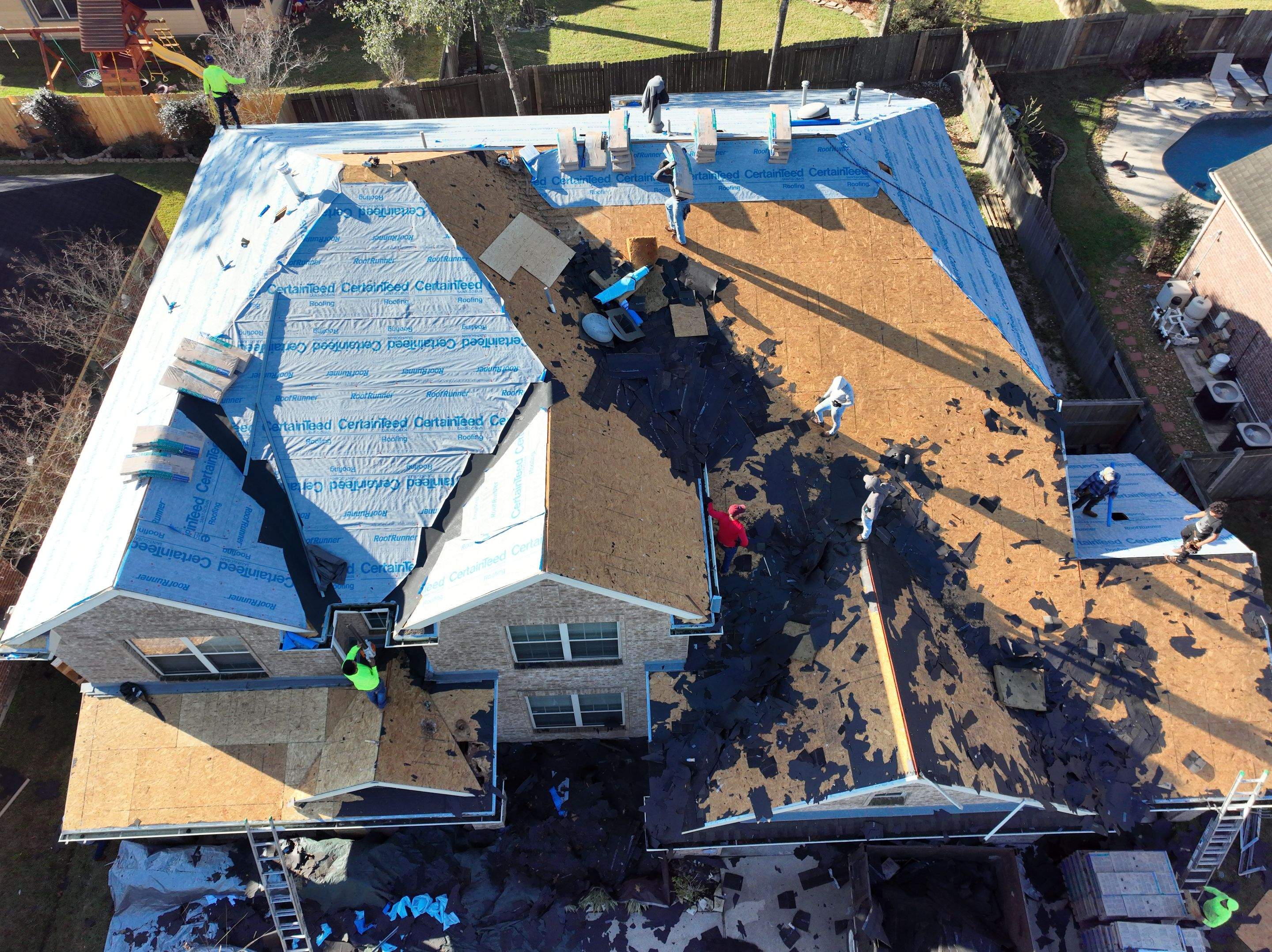 SureStart PLUS 4-STAR Warranty Fully covers materials, labor, tear-off and disposal expenses in years 1-50. by Roof Concepts Construction