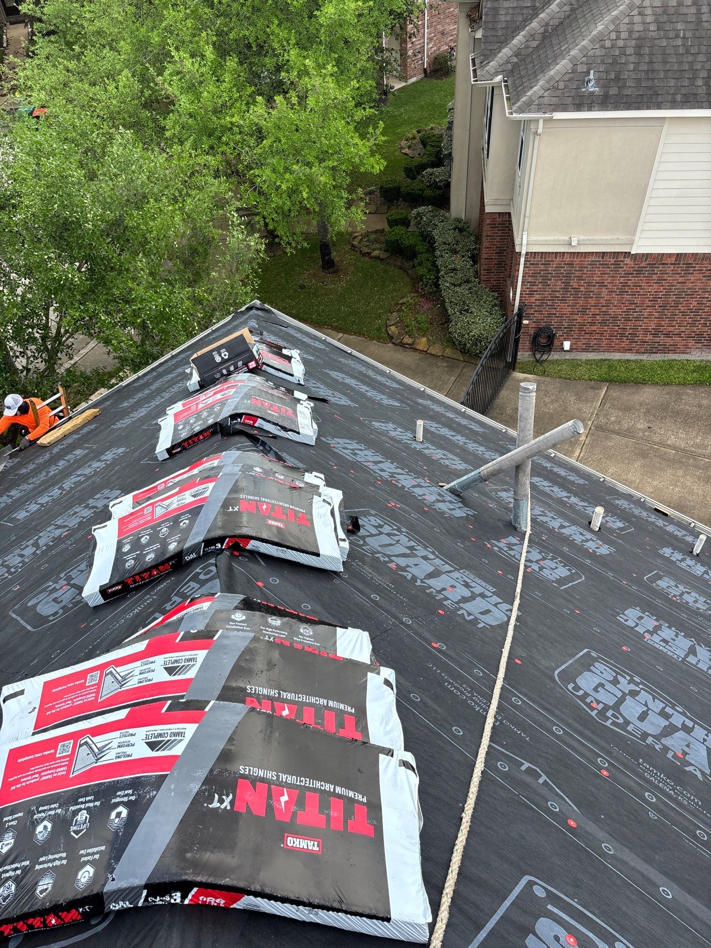 Roof Replacement Sugarland by Roof Repair Company