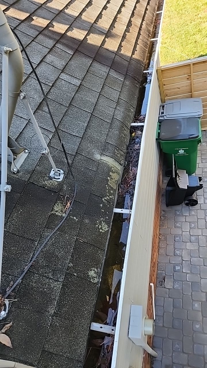 House Wash using cleaner by Power Wash Masters LLC