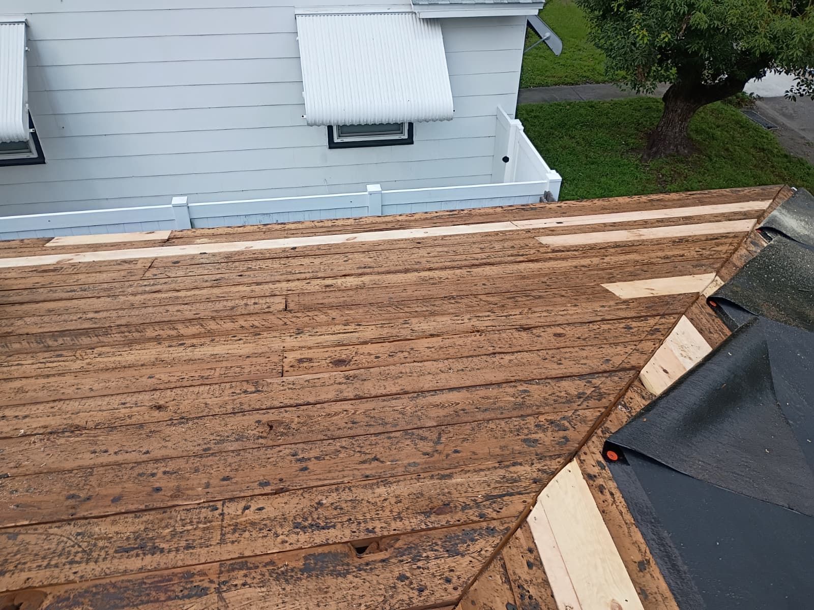 Project in St. Petersburg 33704 by Mitchell Roofing Company LLC 