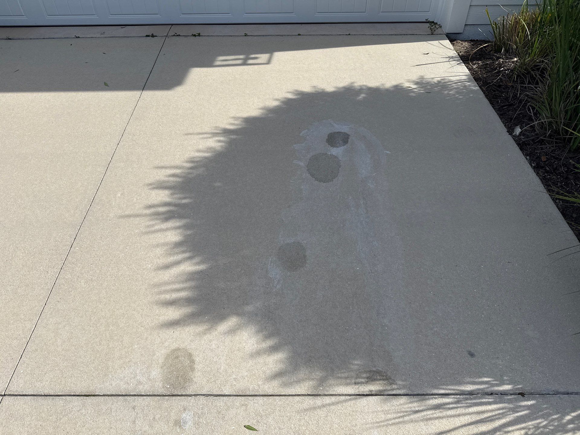 🛠️ Oil Stain Removal – Indigo Community, Lakewood Ranch, FL by Sunshine AquaWash