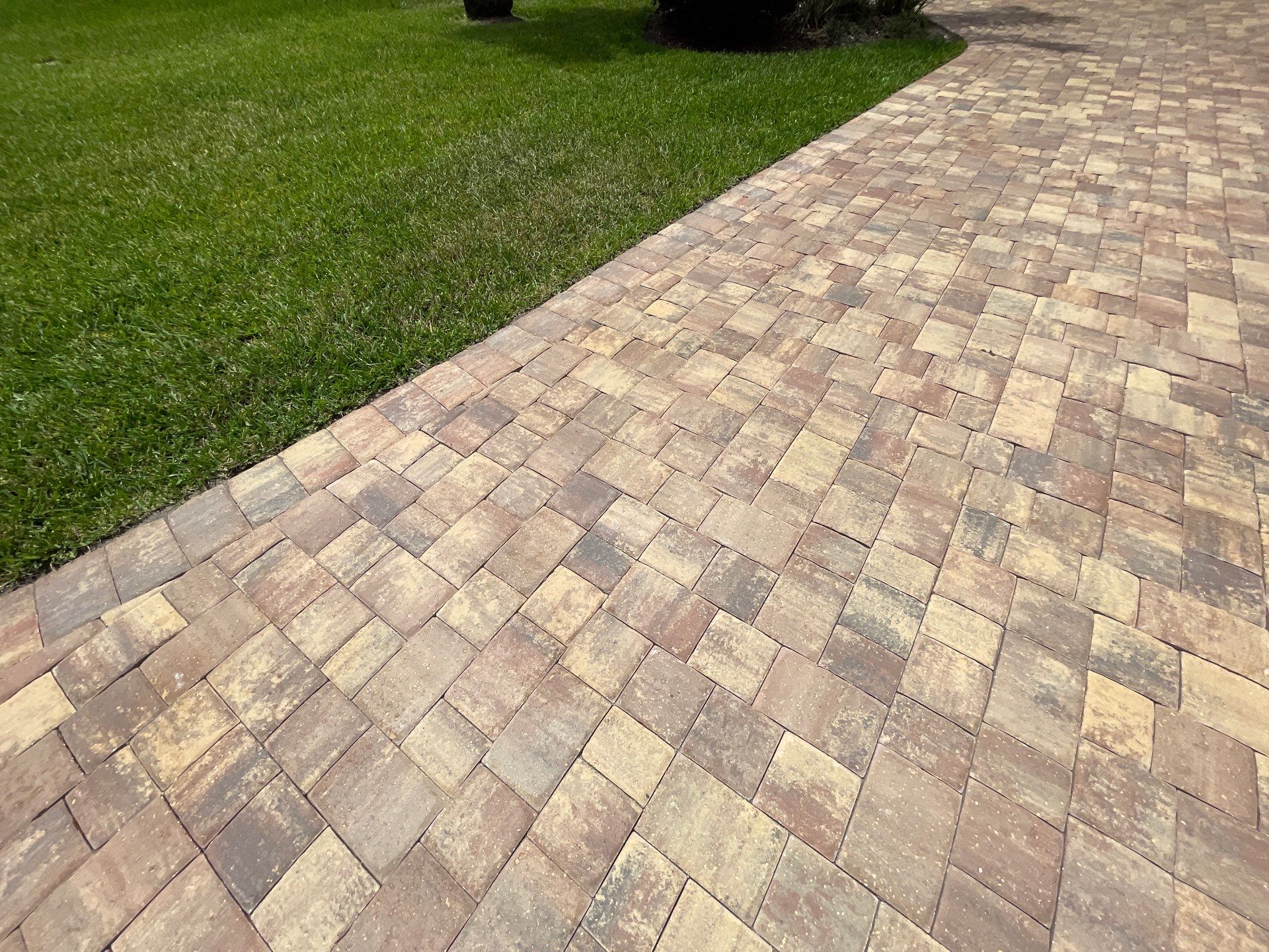Paver Driveway using Concrete Sealant by DuraSeal