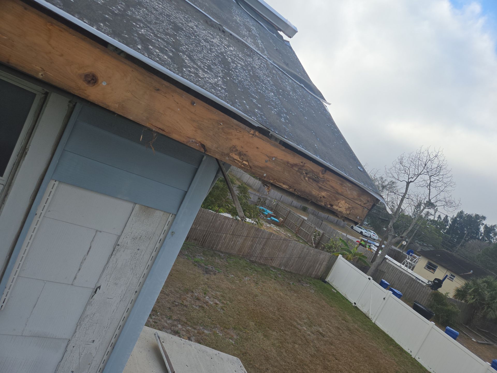 Project in St. Petersburg 33702 by Mitchell Roofing Company LLC