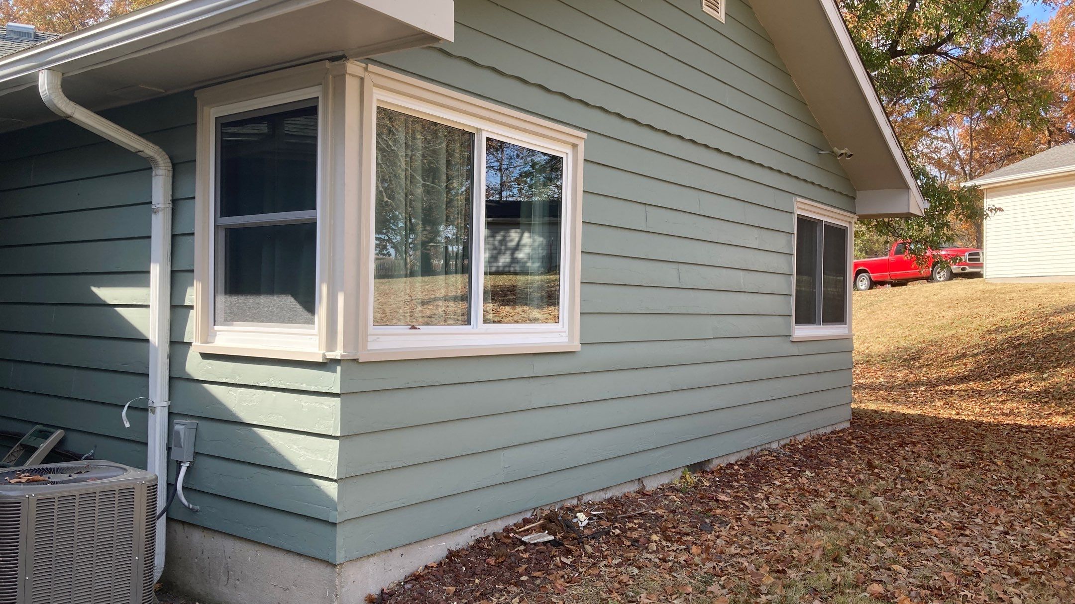 Window Installation using Heartland Elite by EEC  Windows, Siding & Roofing 