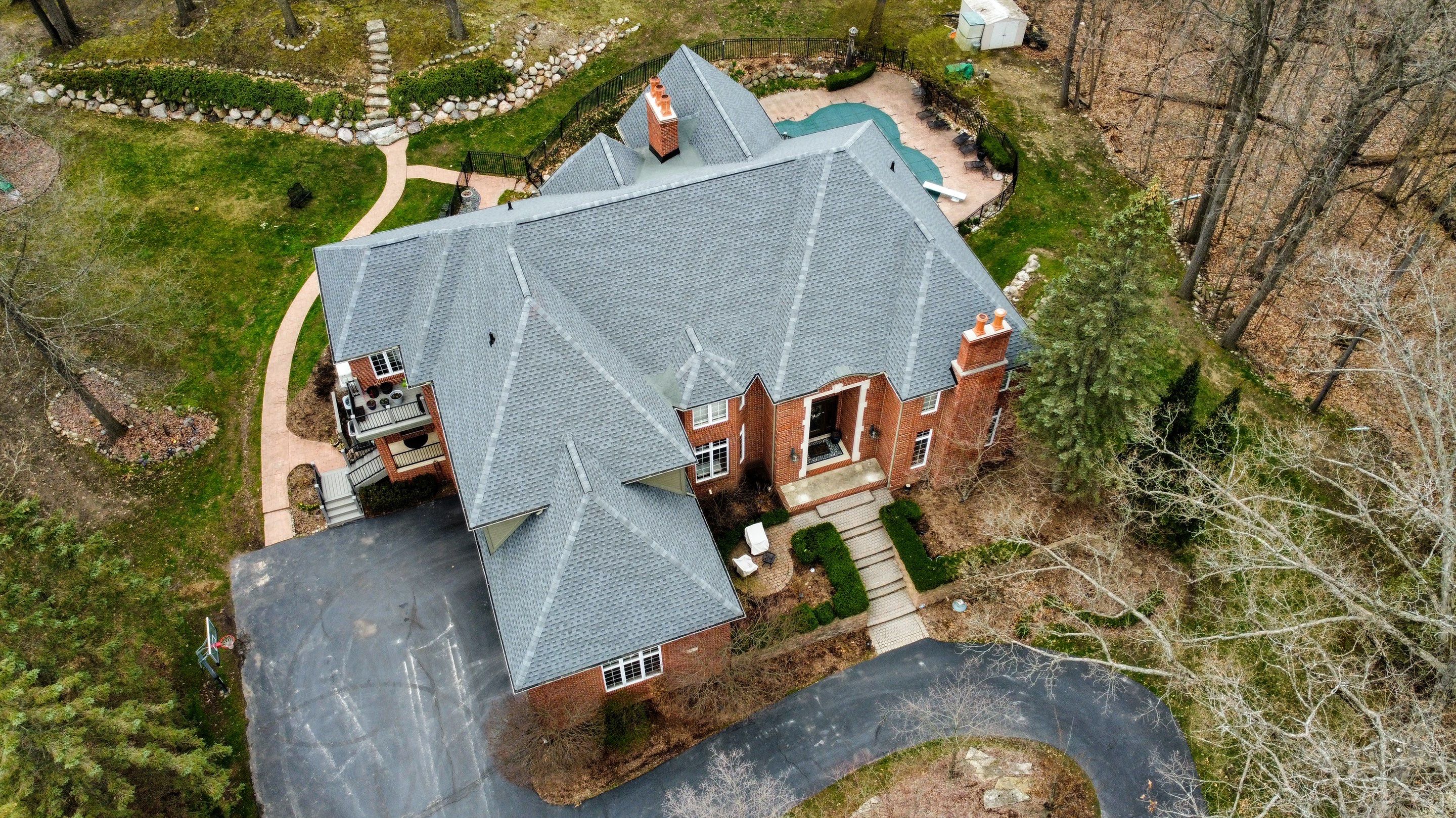 New Roof - Private Residence   by Bloomfield Construction & Restoration