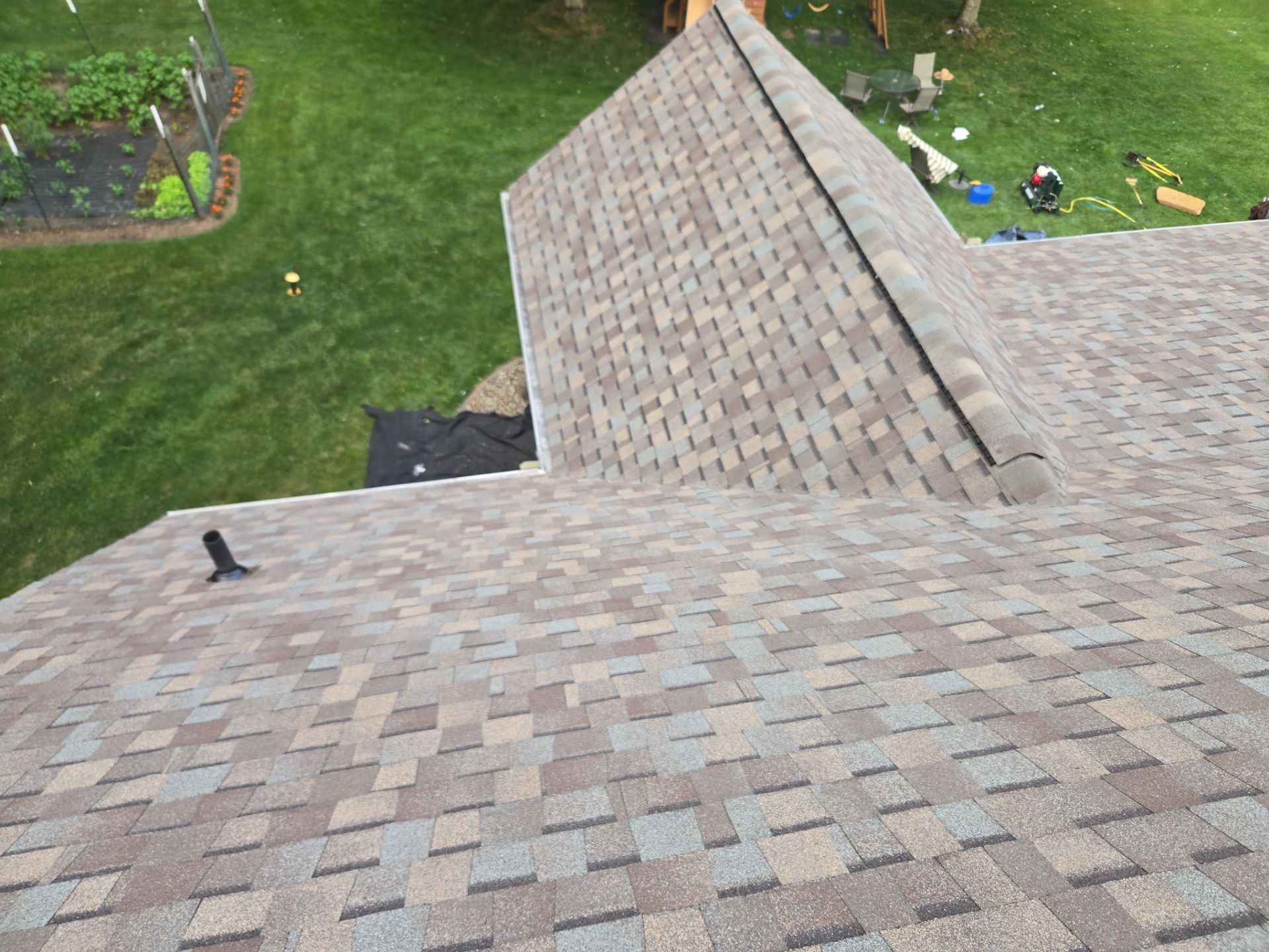 Atlas Pinnacle, Color Majestic Shake, Drip Edge, Color, Hickory Clay by Eagle Eye Roofing