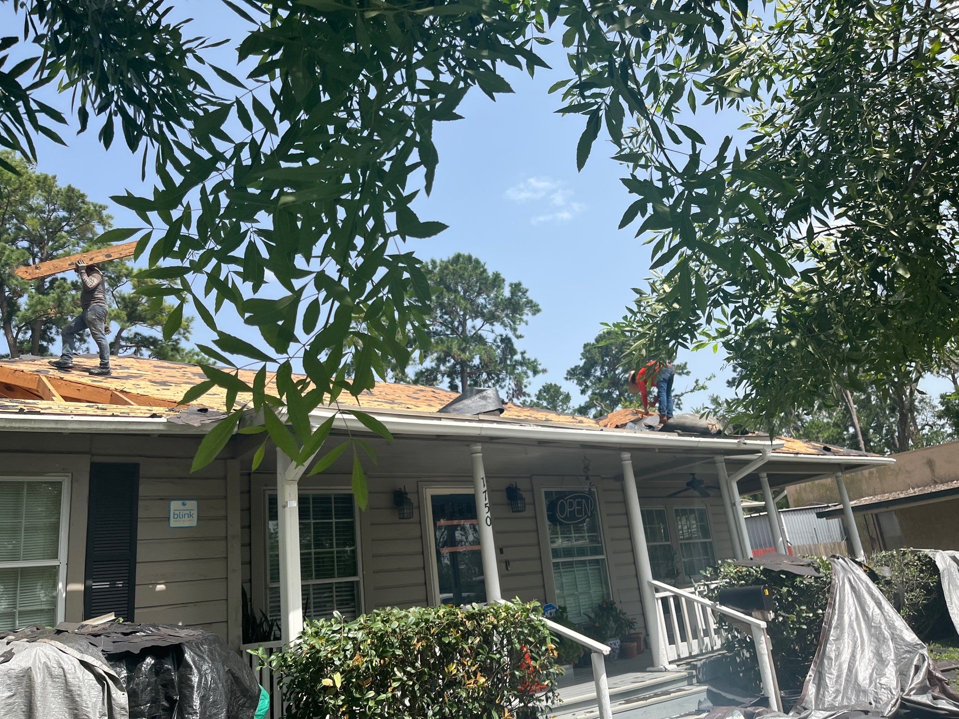 Residential Roofing Installation using Owen's Corning Duration (Lifetime) Shingles by Roof Repair Company