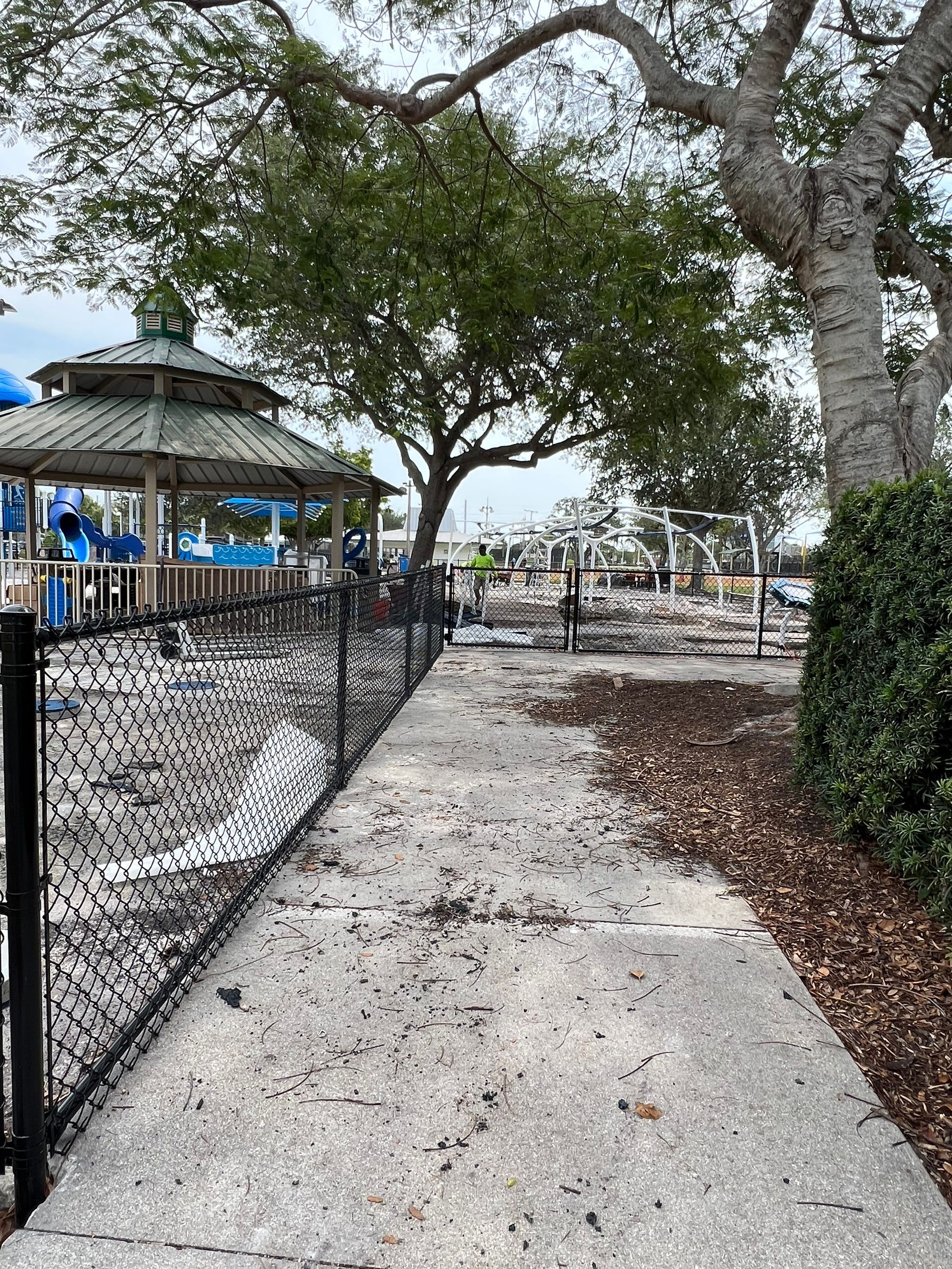 Vinyl Coated Chain-link fence for the City of Naples around Fleischmann Park Playground.  by Asap fence and gates, LLC
