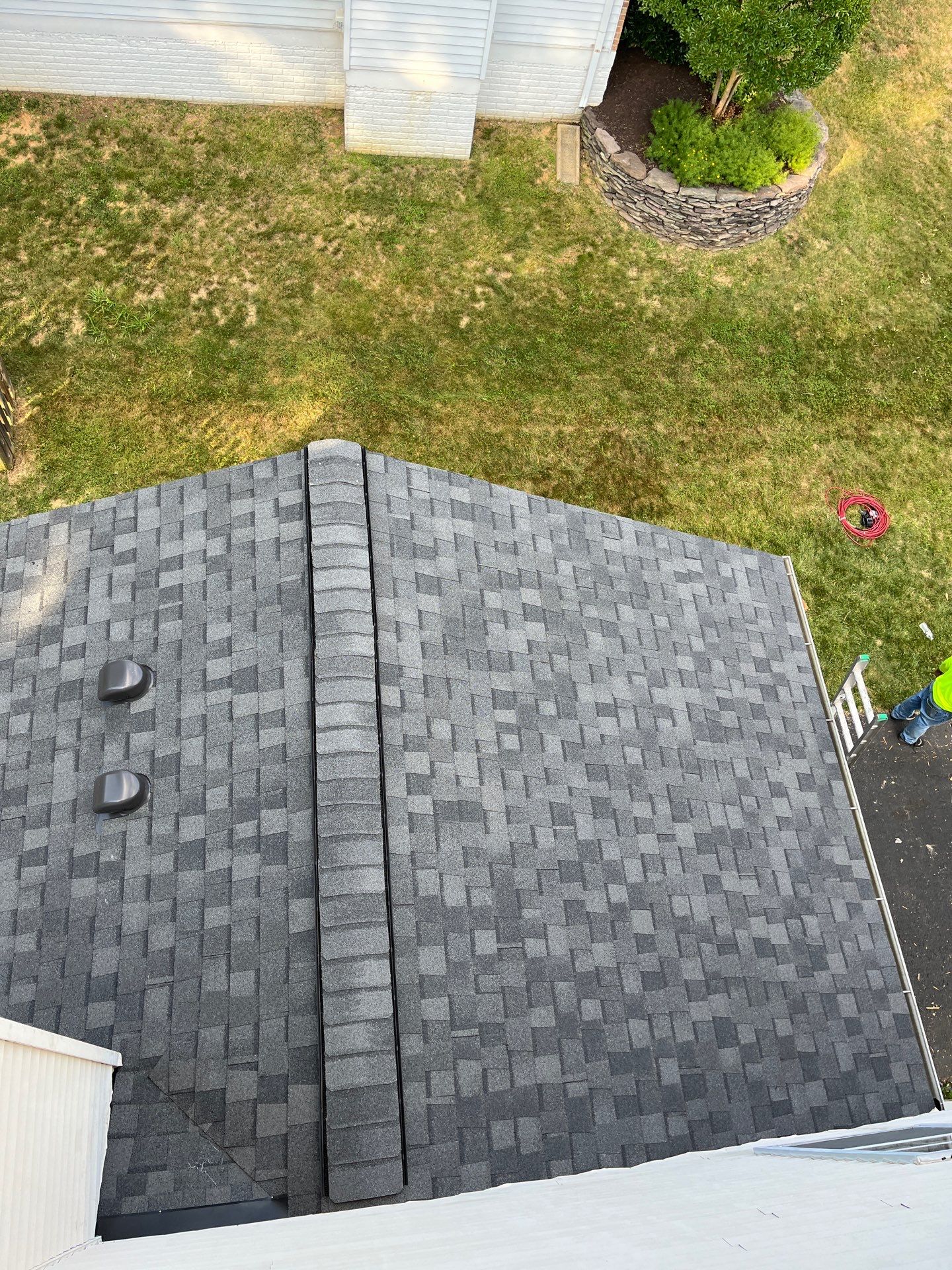 Falls Church: CertainTeed Landmark Pro Designer Shingles in Max Def Pewterwood by RM Banning, Inc.