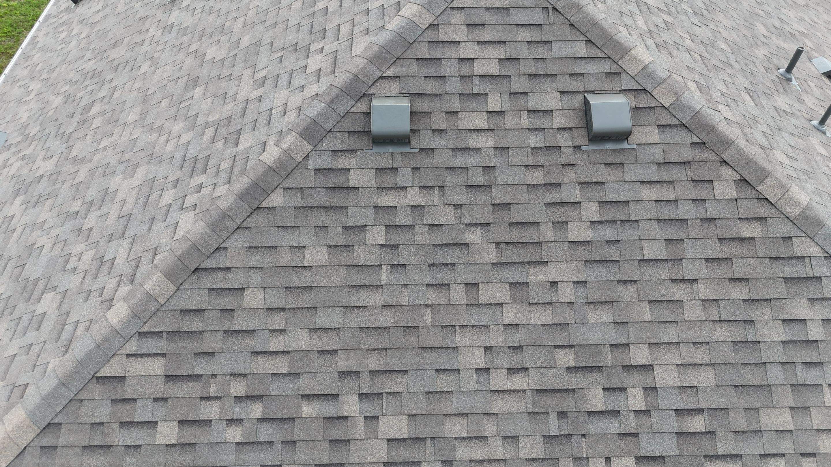 Weathered Wood - Malarkey Vista by RoofsOnly.com