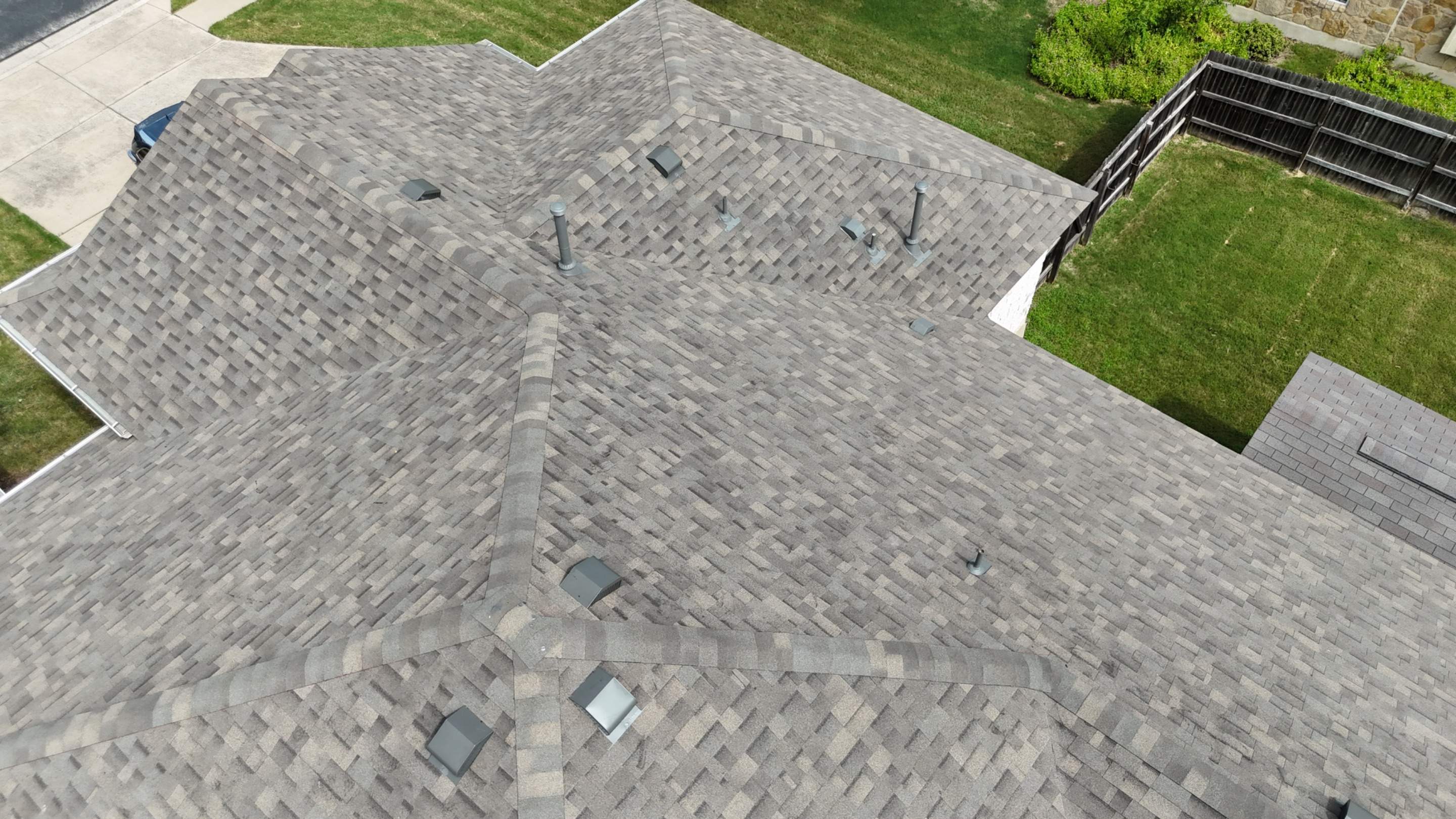 Weathered Wood - Malarkey Highlander by RoofsOnly.com