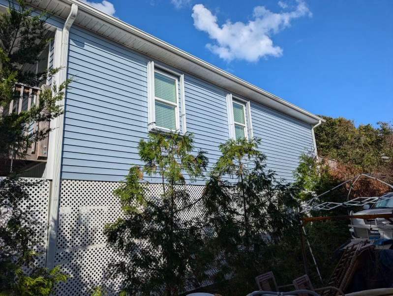 External Fire Damage on Island Home by Home Disaster Medics