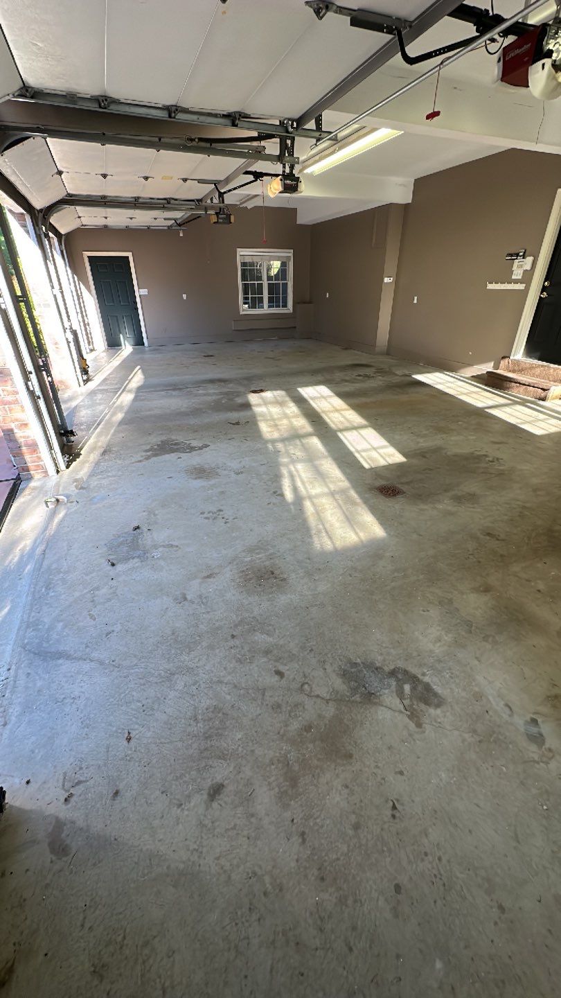 Big Garage Project in Mars by Floors in a Day, Inc