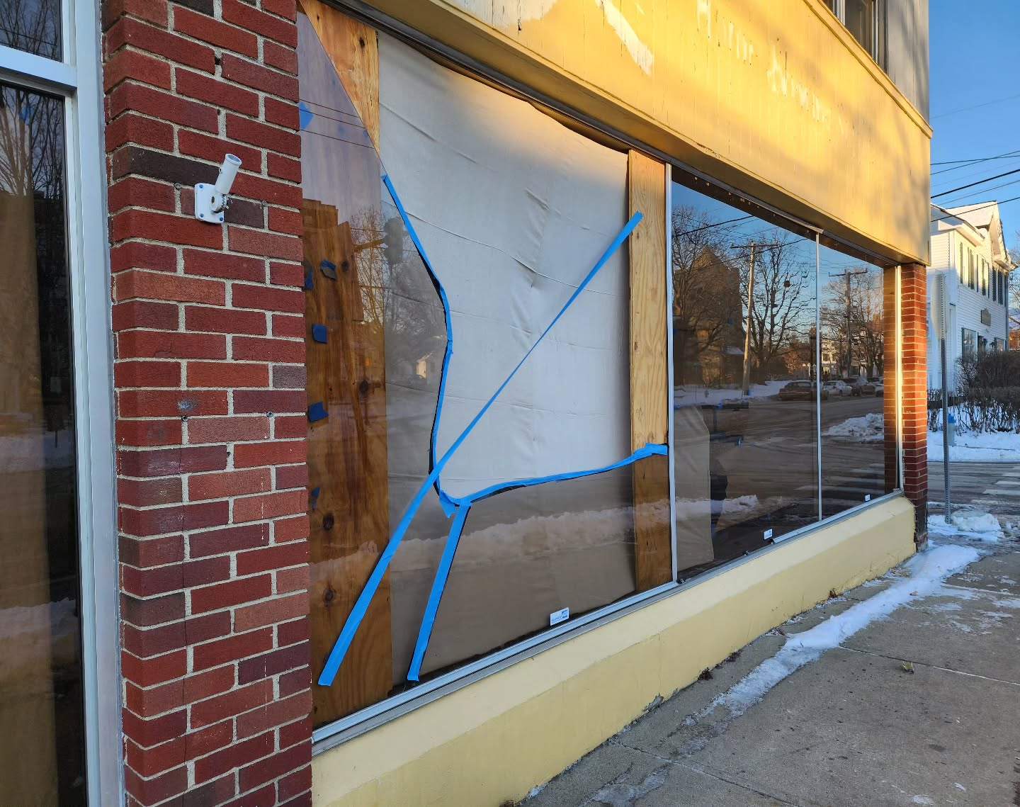 Large Glass Replacement using Tempered Insulated Glass by Cheshire Glass Company
