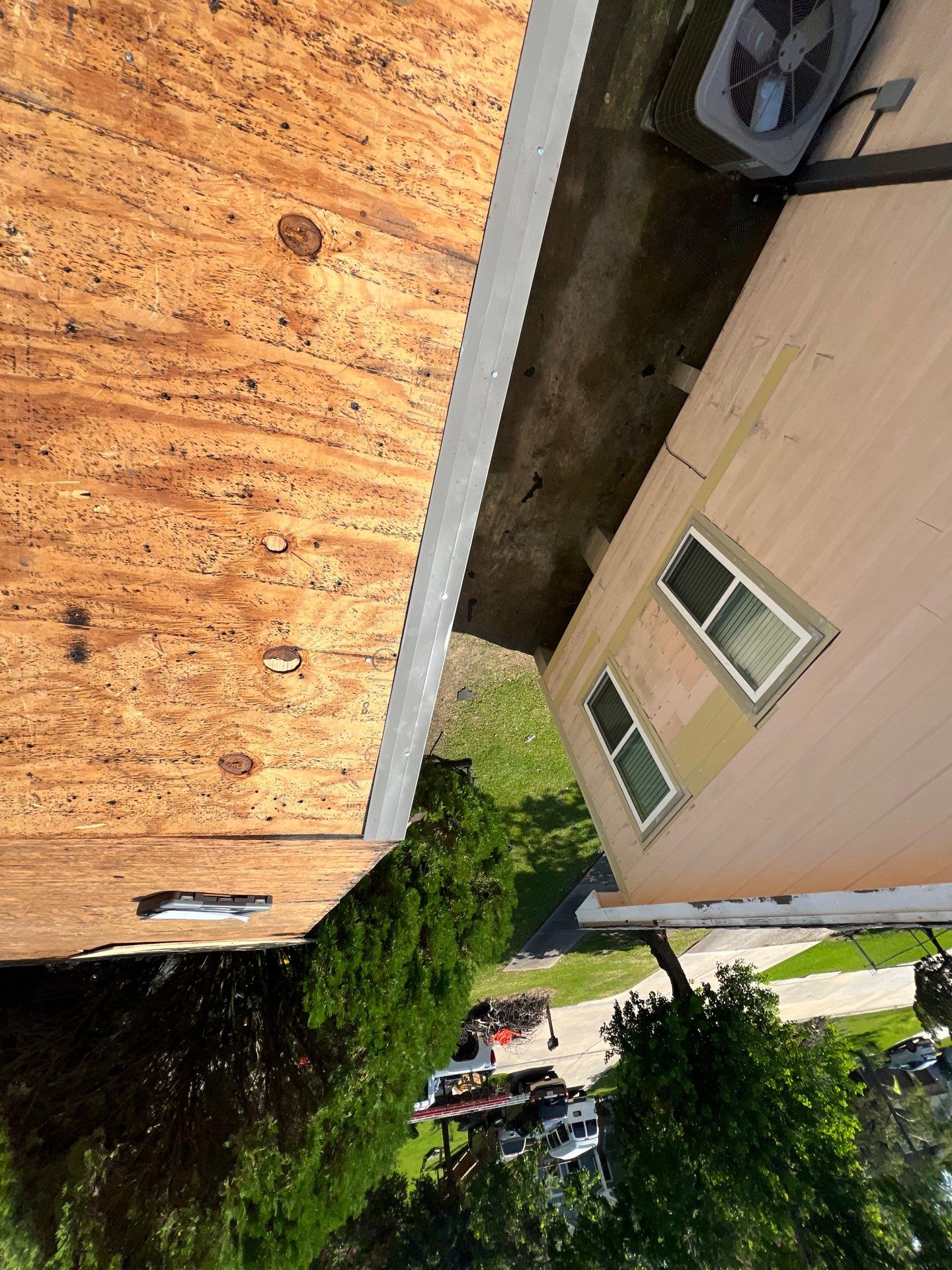 Residential Roofing Installation using Owen's Corning Duration (Lifetime) Shingles by Roof Repair Company