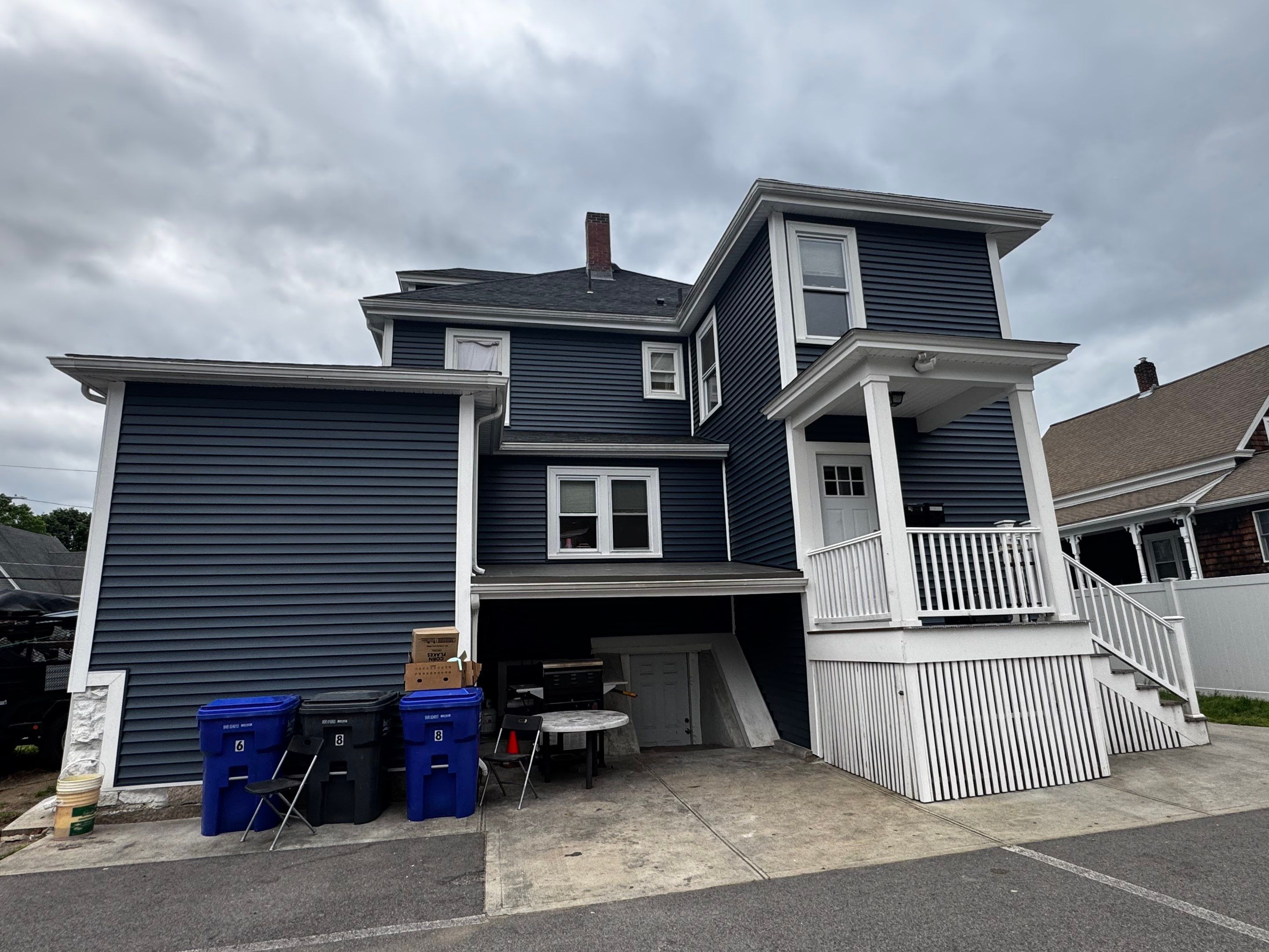Tyee Siding  by Tyee Construction Corp