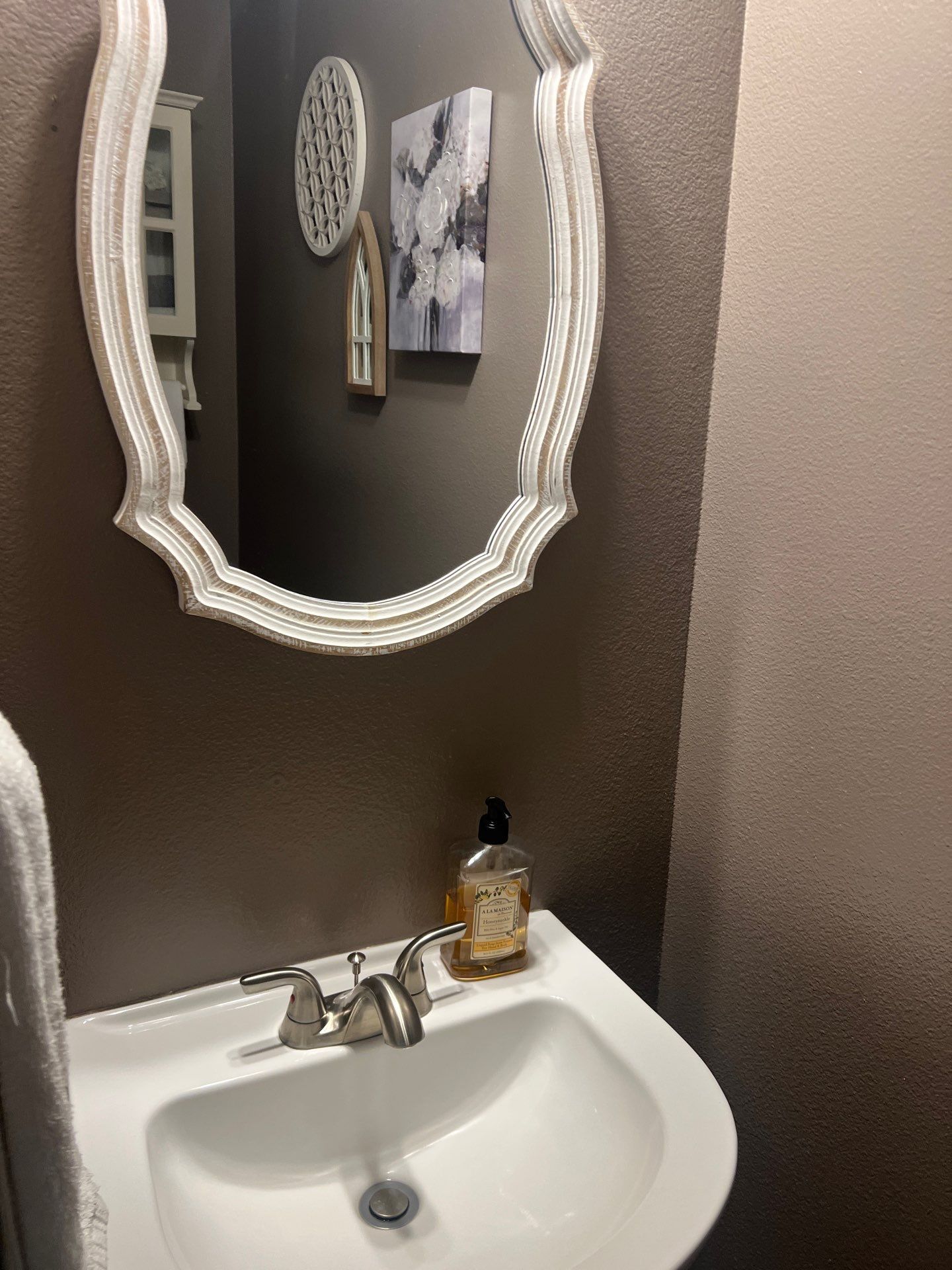 House cleaner Project in Tigard by Cloud 9 Professional Cleaning Services