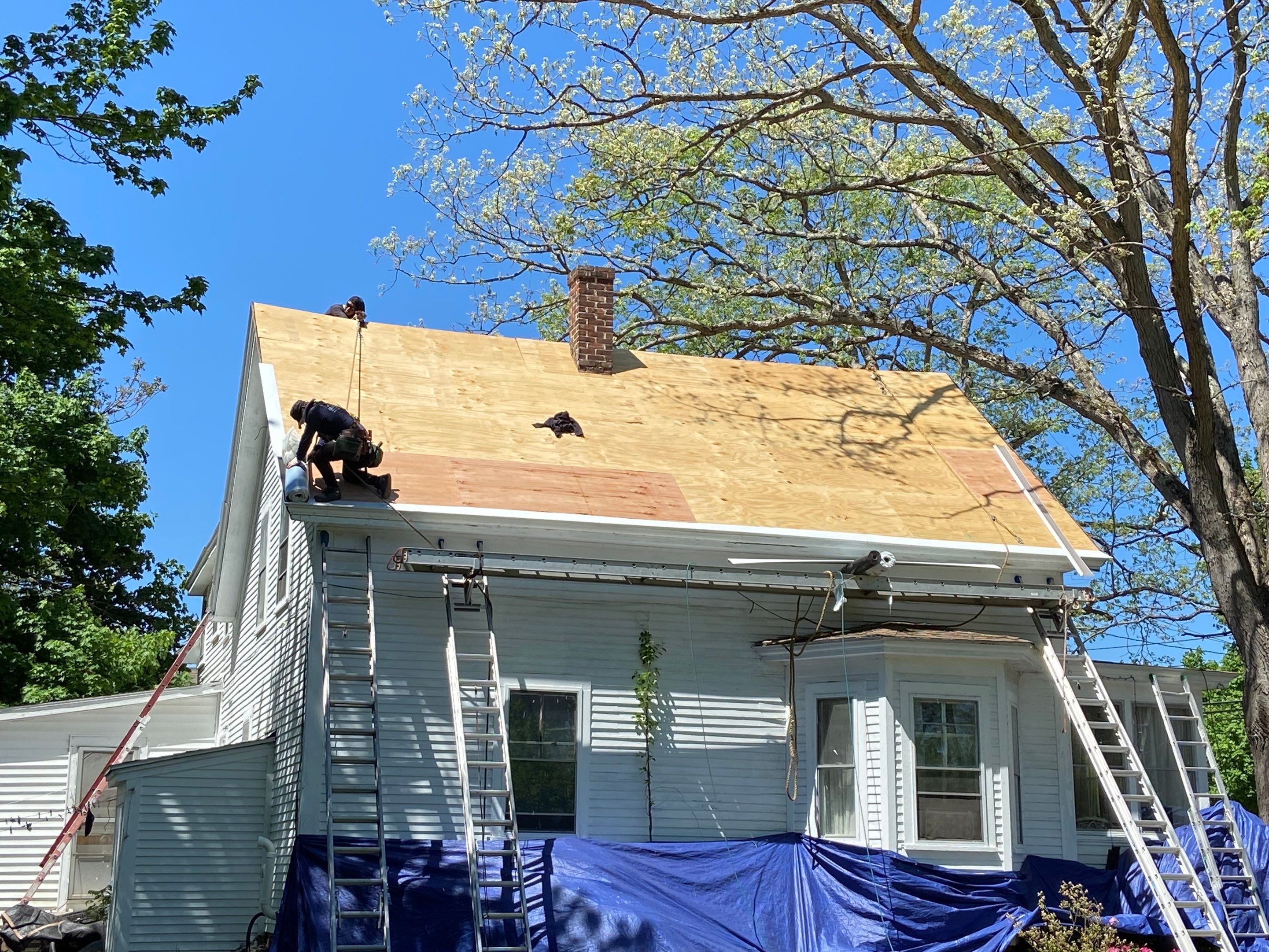 Residential Roofing Installation using Owens Corning TruDefinition by Sensible Home Solutions