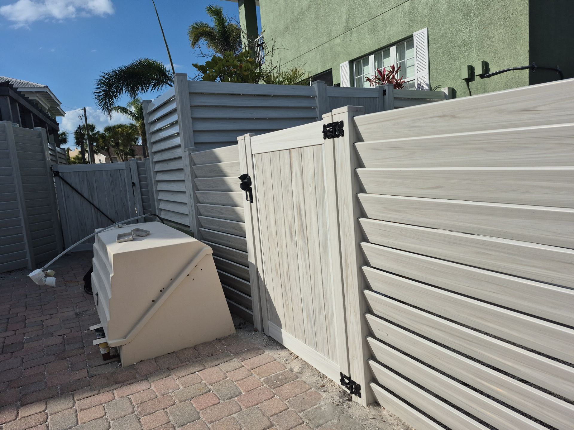 363 tierra mar ln by H&Y Fence