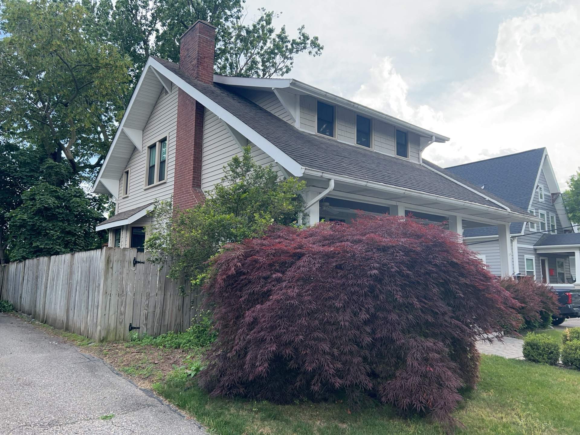 Siding Replacement using Alside Charter Oak D4.5" Deep Moss by 180 Contractors