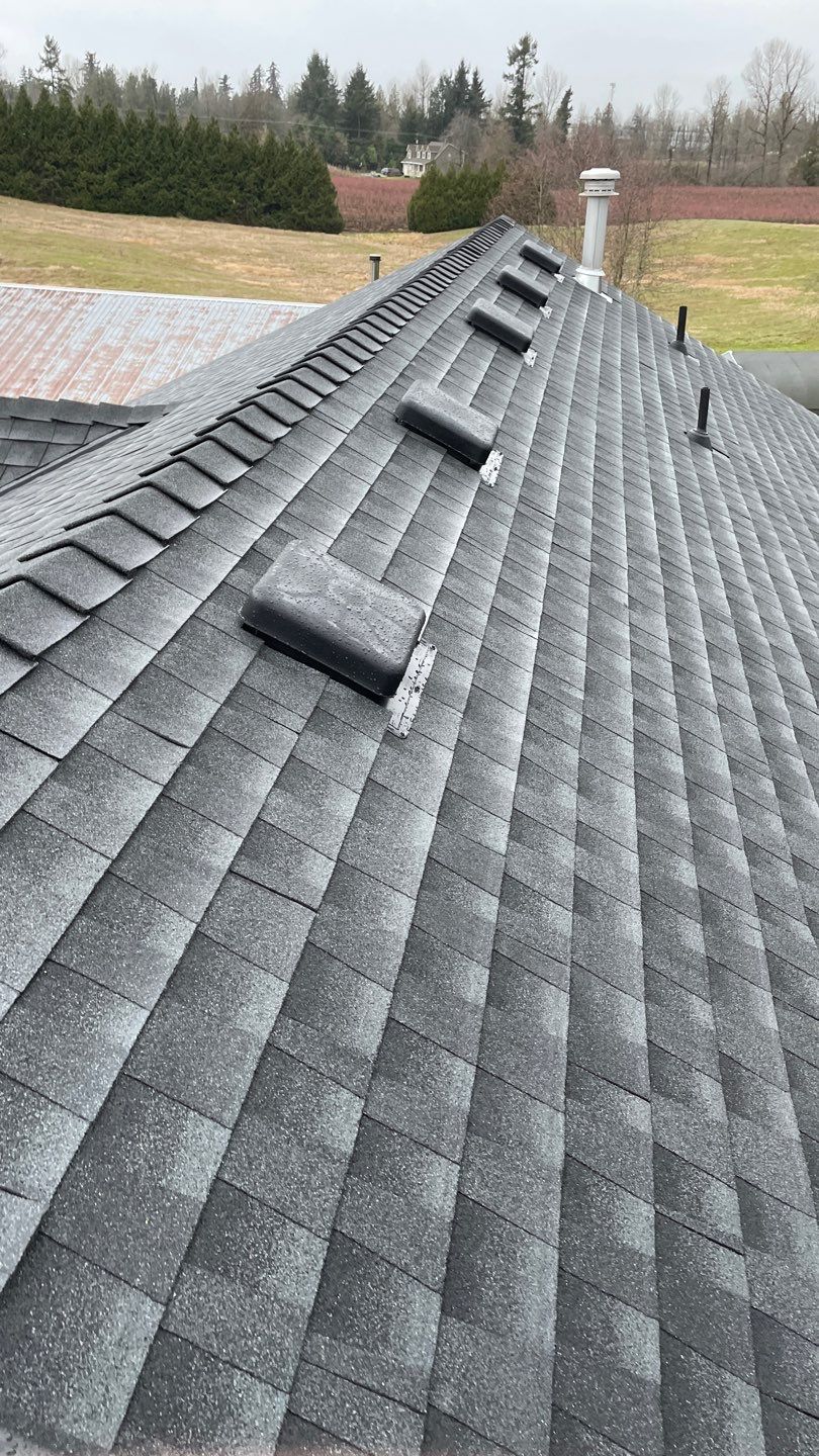 Residential Roofing Installation using GAF Charcoal HDZ by Top Notch Roofing Inc
