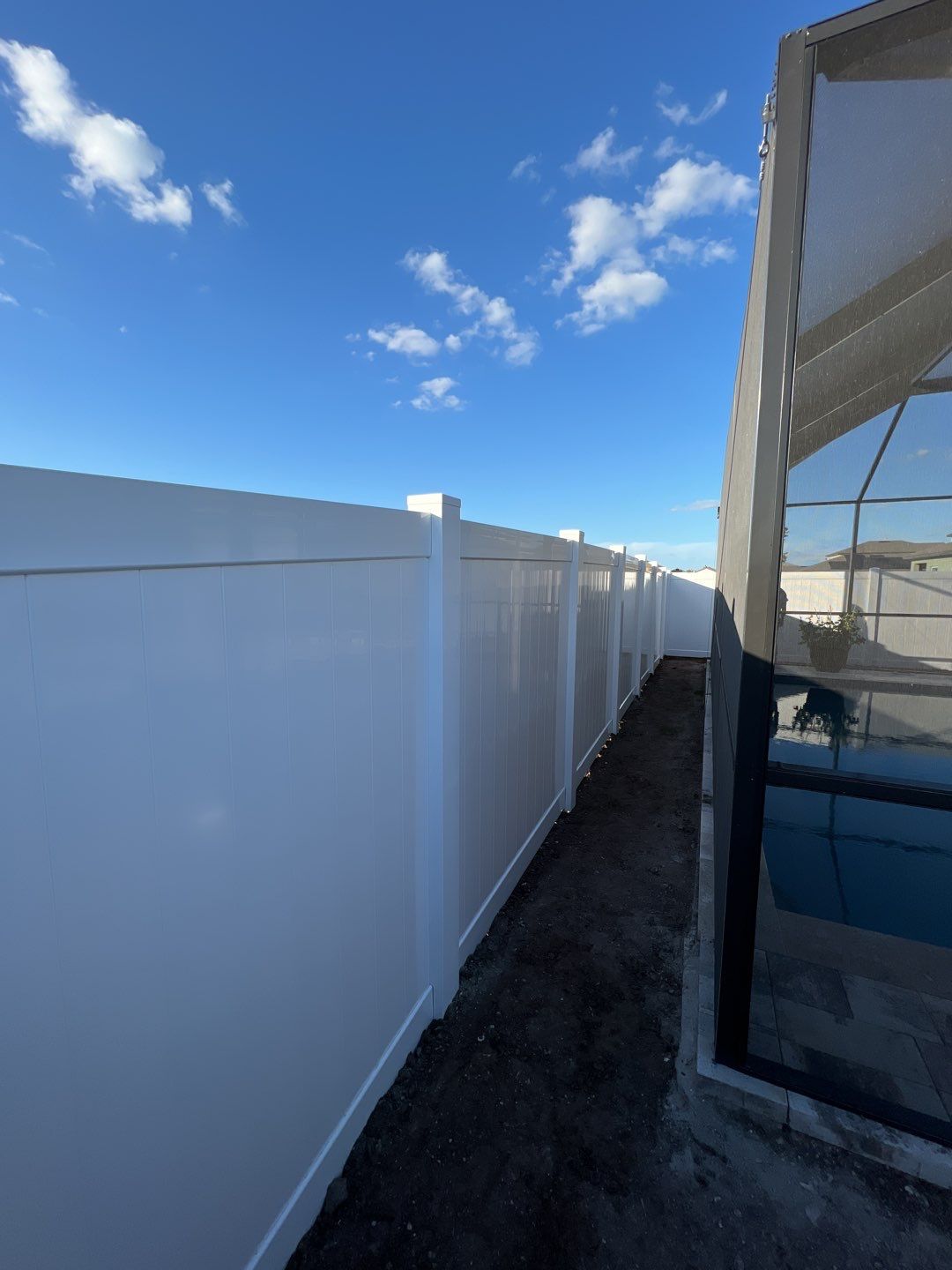 Ruskin, FL 6 ft Tall White Vinyl Privacy by Asap fence and gates, LLC