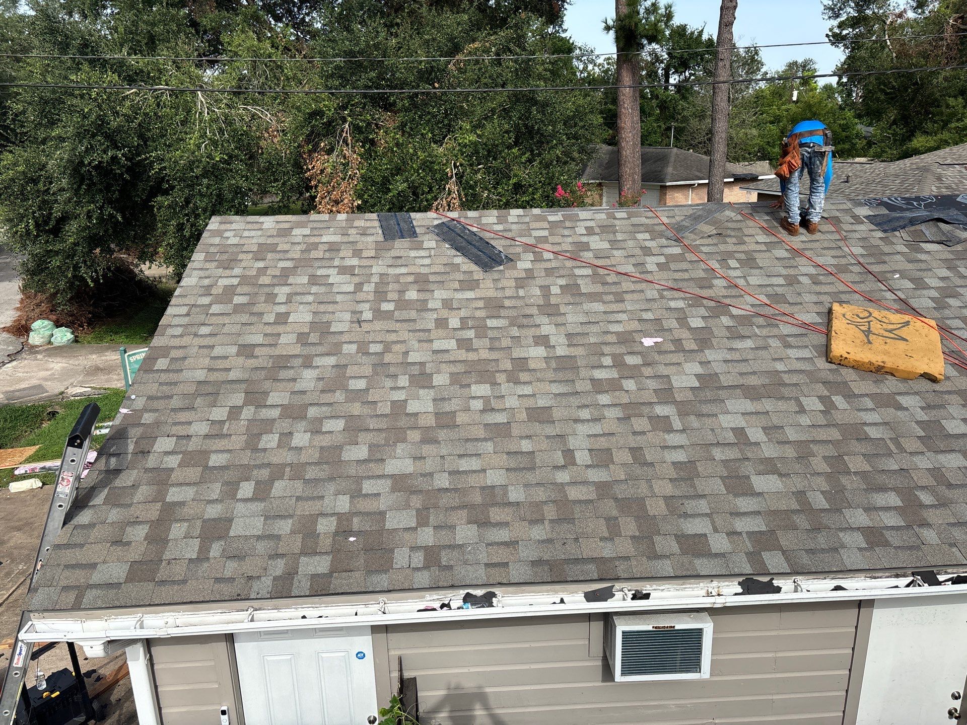 Residential Roofing Installation using Owen's Corning Duration (Lifetime) Shingles by Roof Repair Company