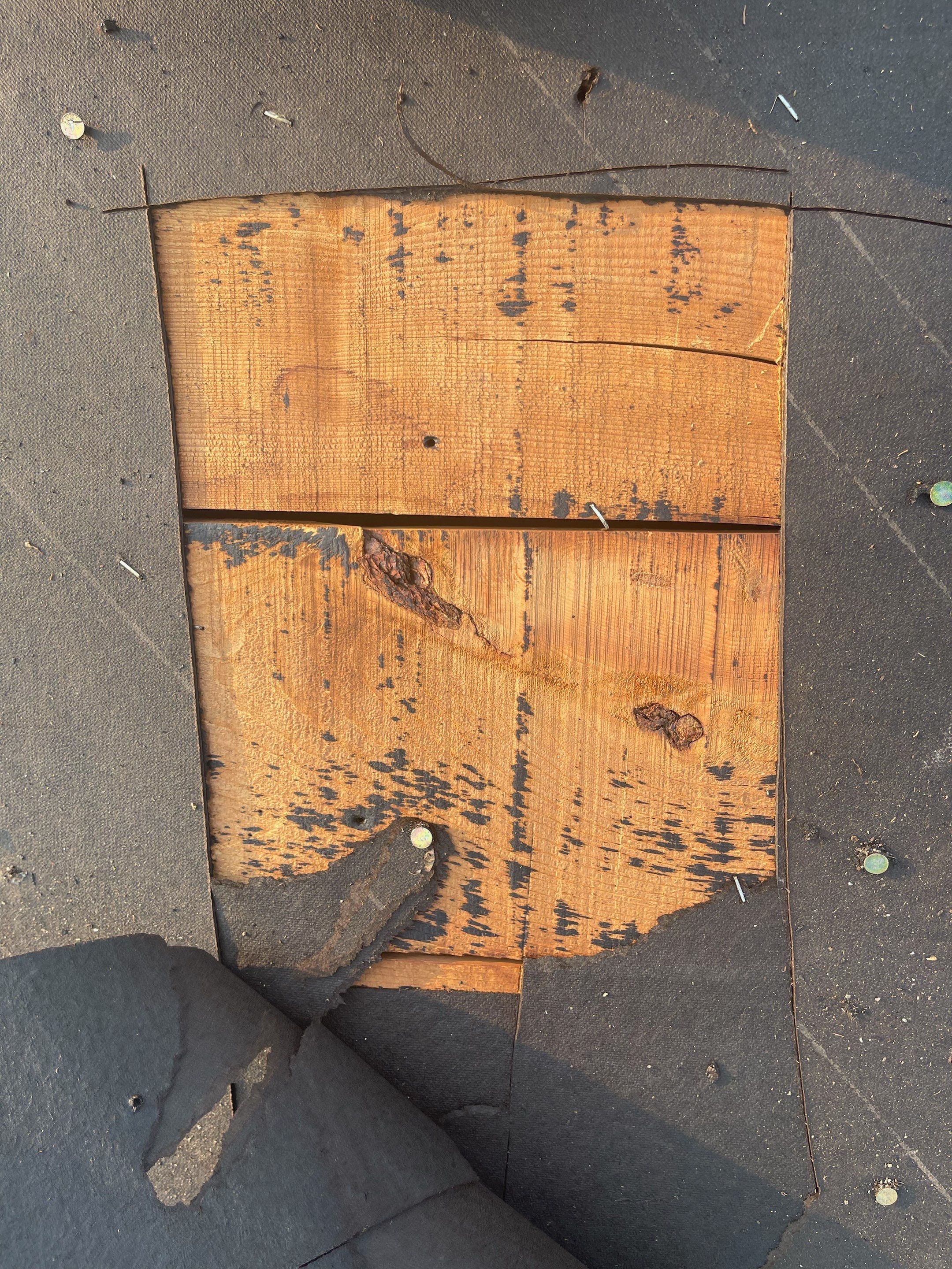 GAF - Weatherwood by Frontline Roofing and Construction