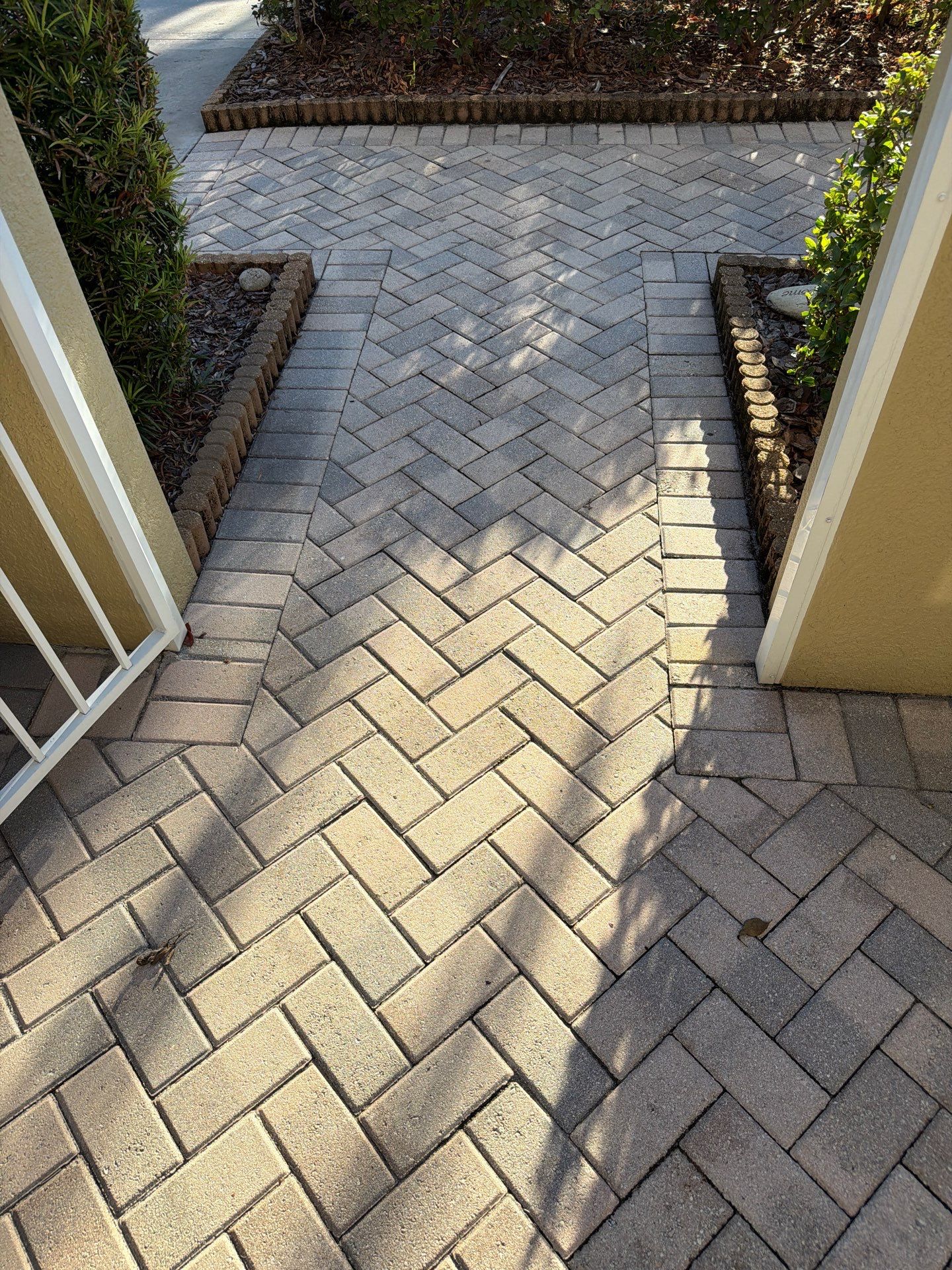 Full exterior surface restoration in Kingspoint Sun City Center by Supreme Paver Experts